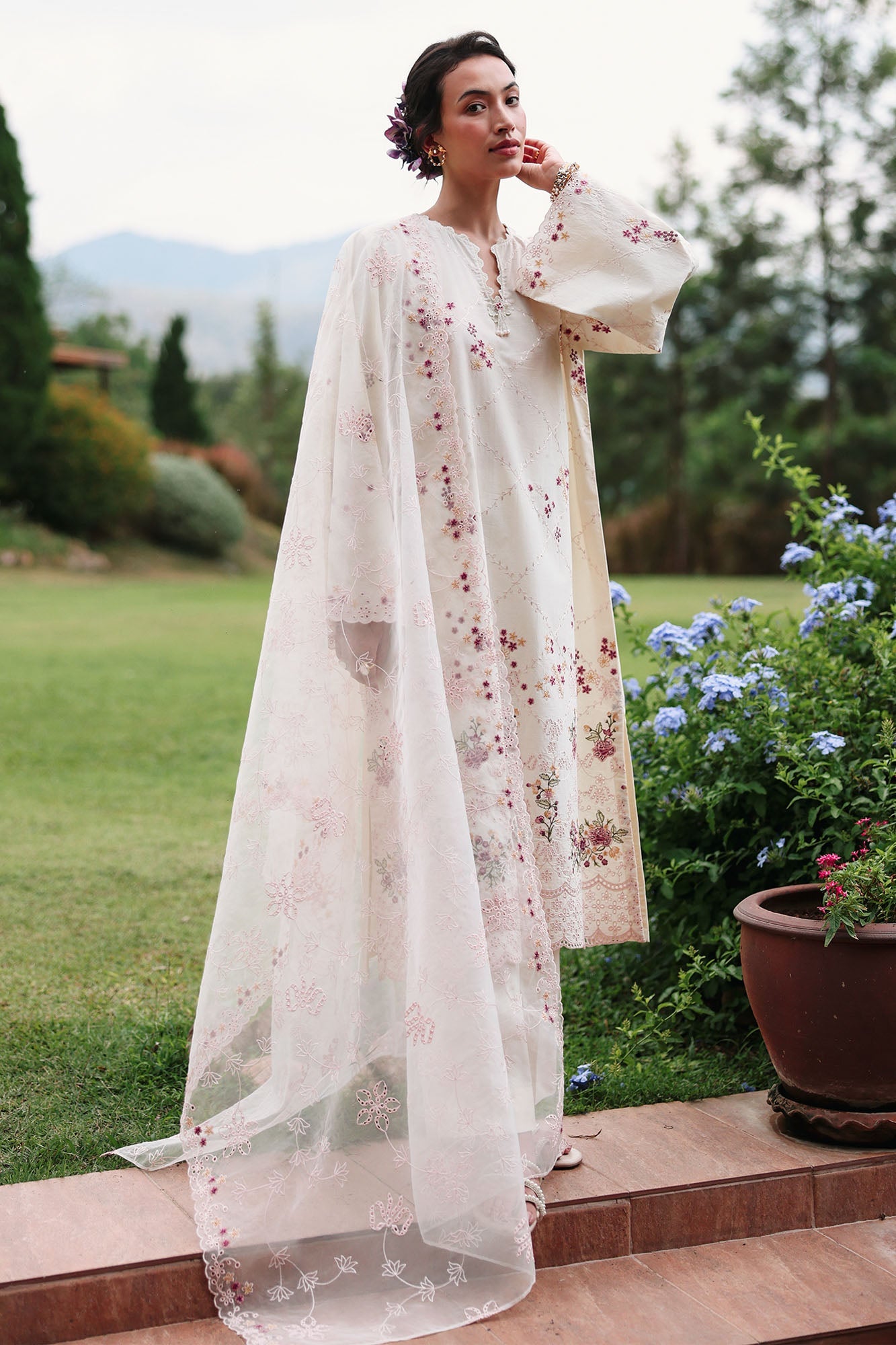 Eid Lawn Edit – Caramel Cream