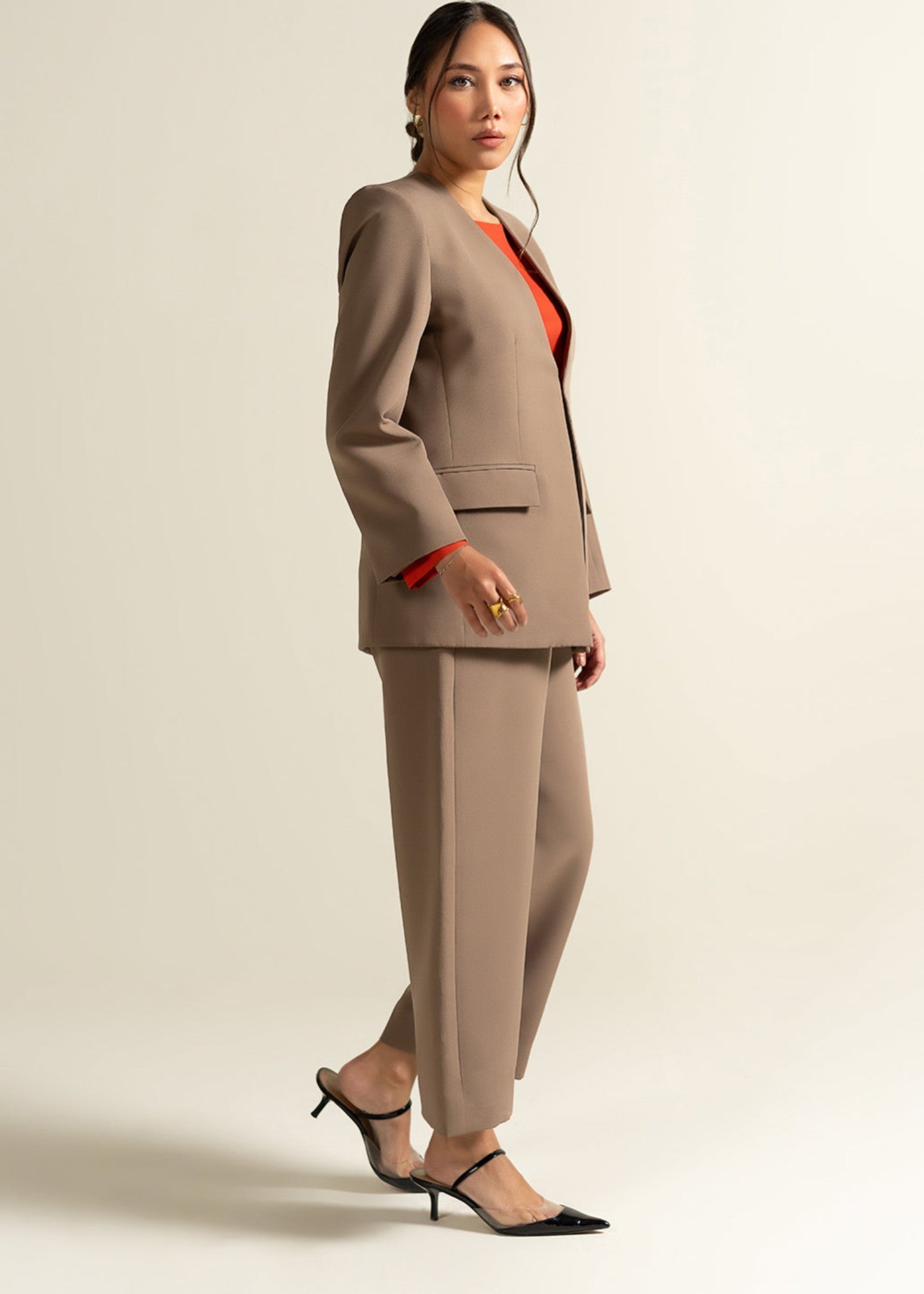 stretch voile Blazer in Tan brown