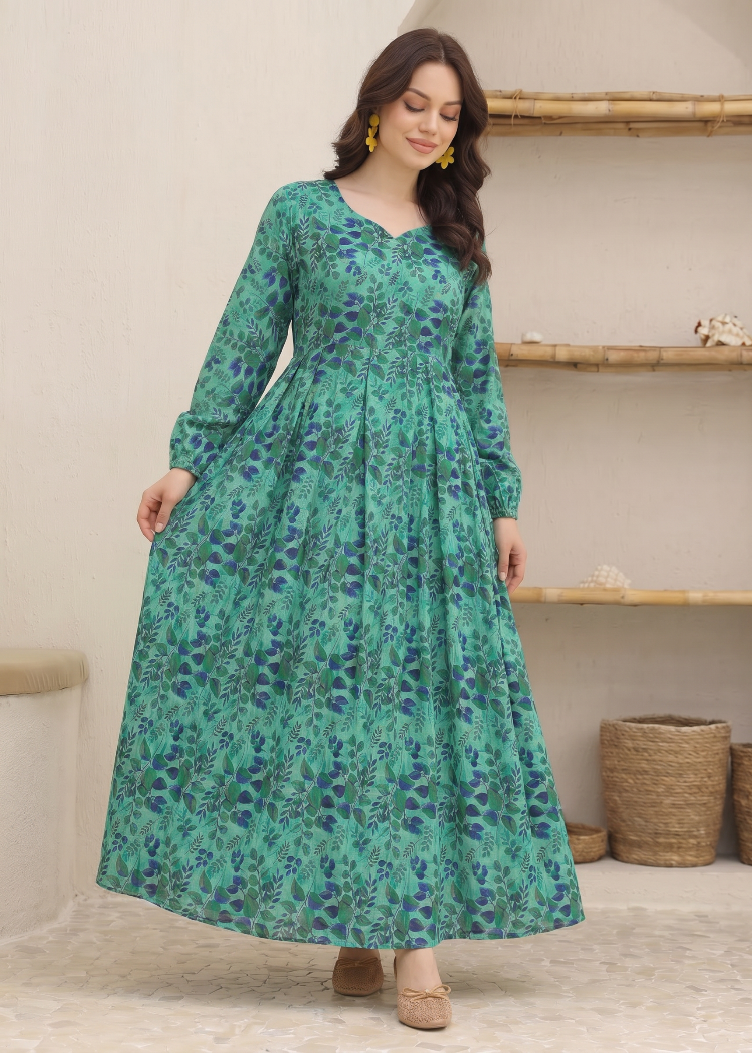 lawn Maxi in Parrot green