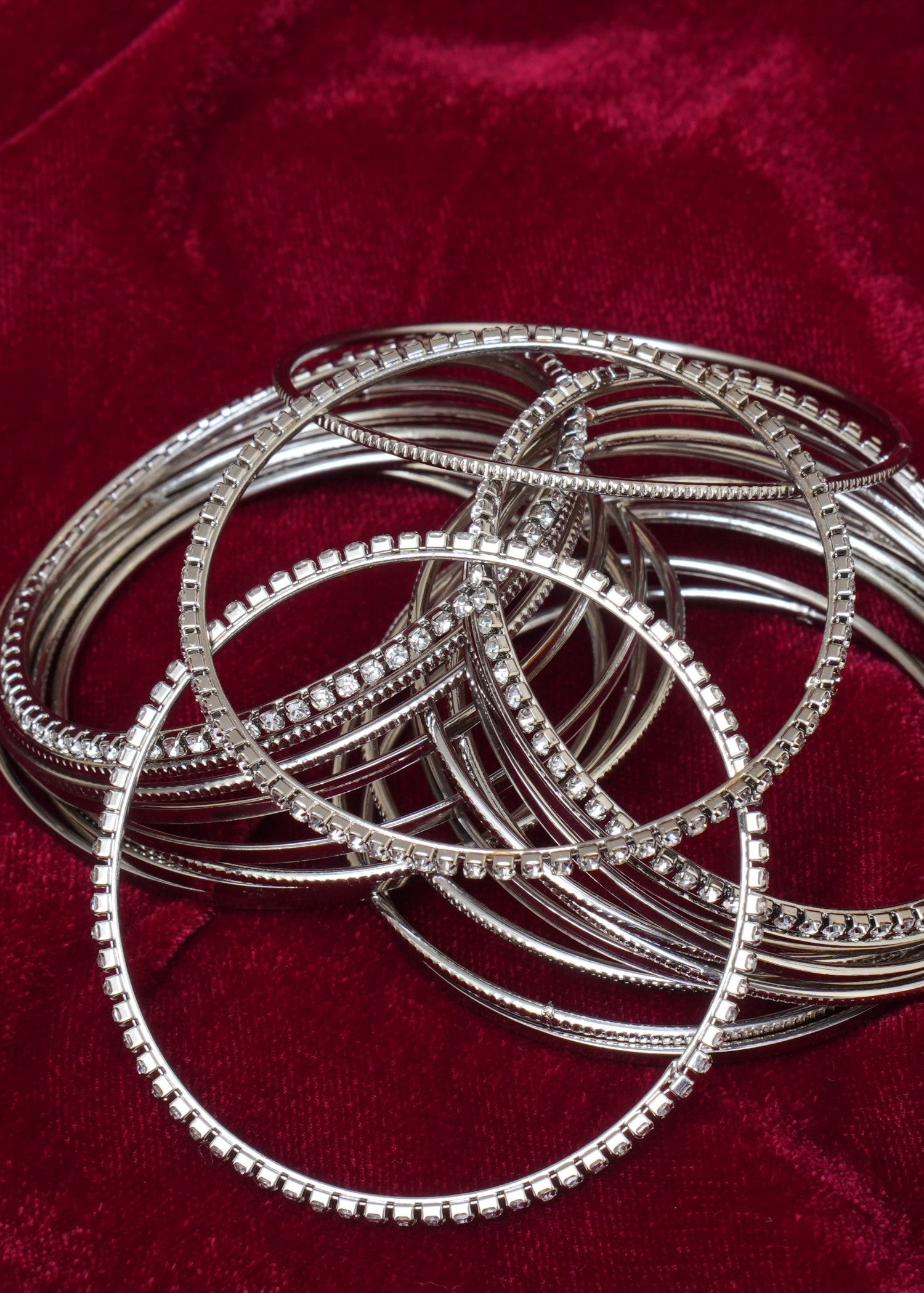 Bangles in Silver Color by - Trendy Women Bangles JQE9998