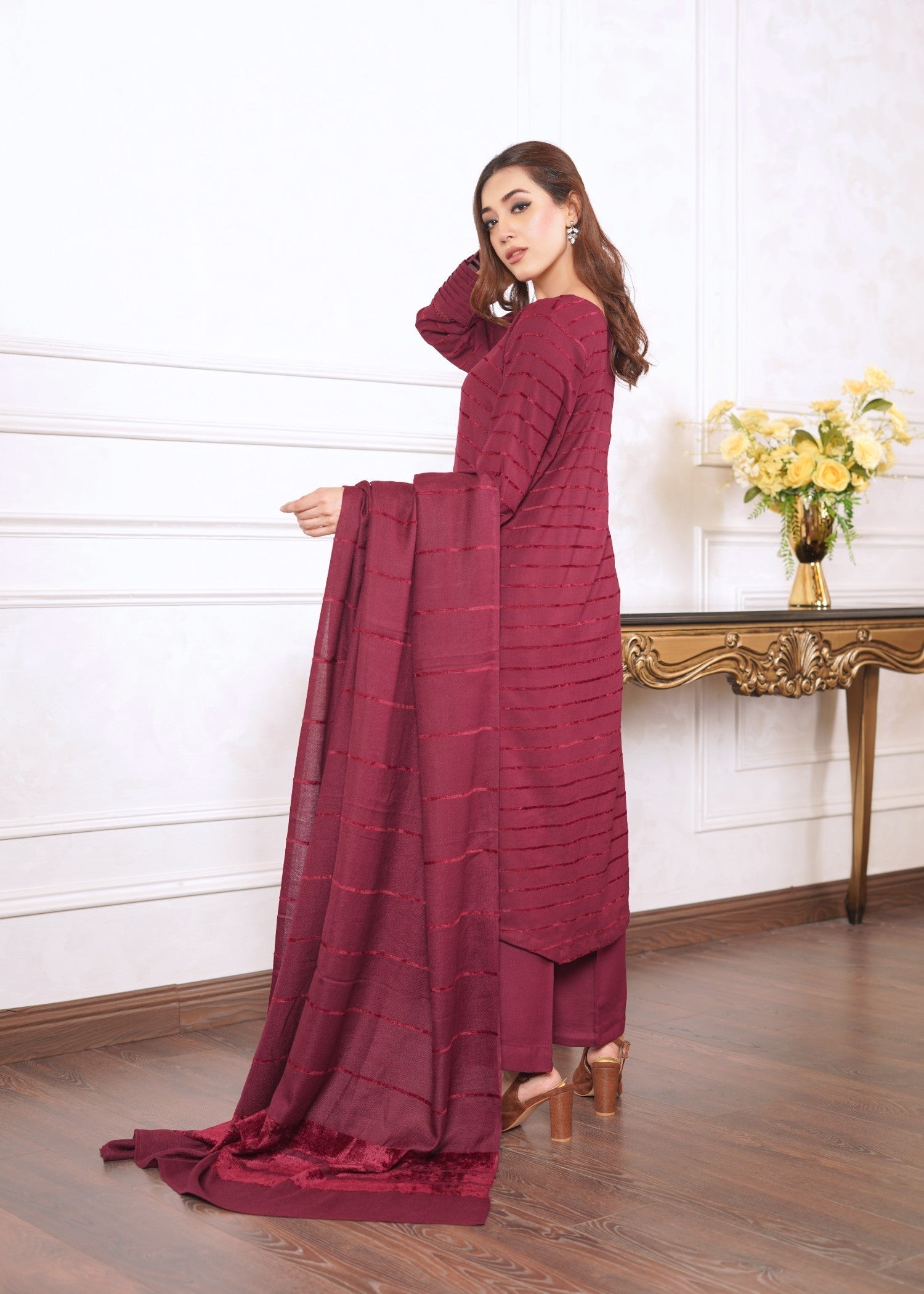 dhanak wool Kurta Set in Maroon
