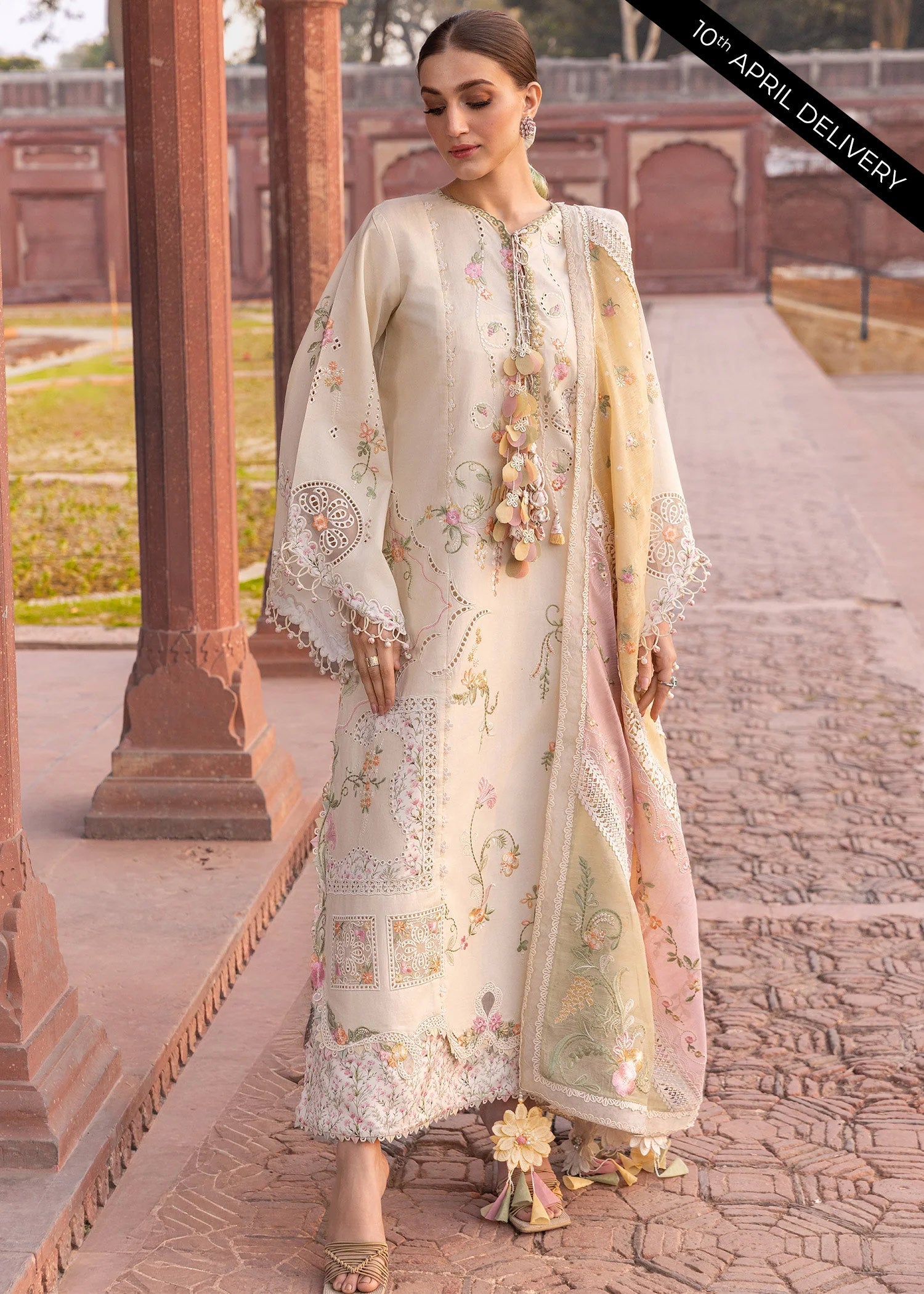 Flow Luxury Lawn – MANIFESTED MEADOWS - D7A