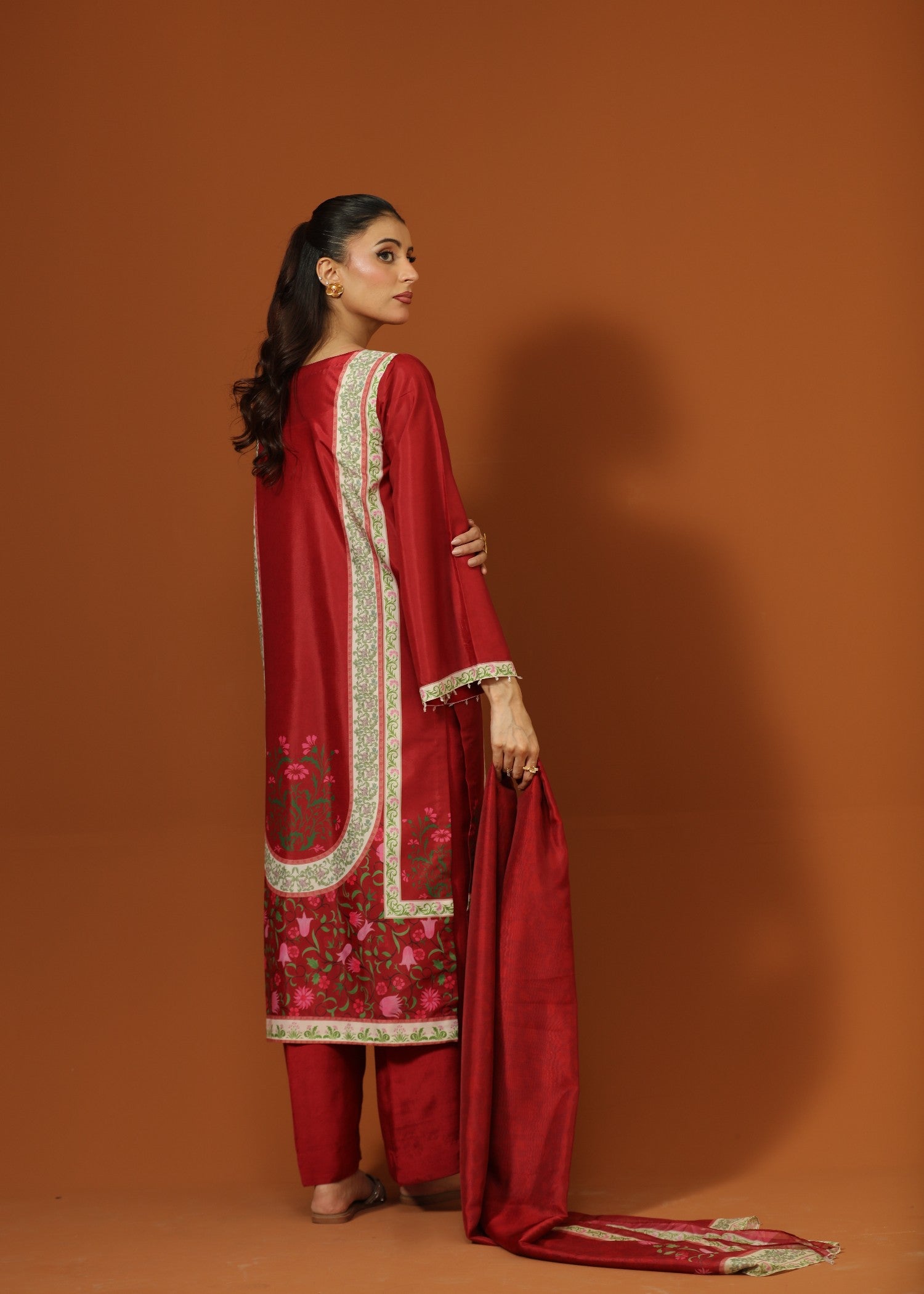 crepe silk Kurta Set in Berry red