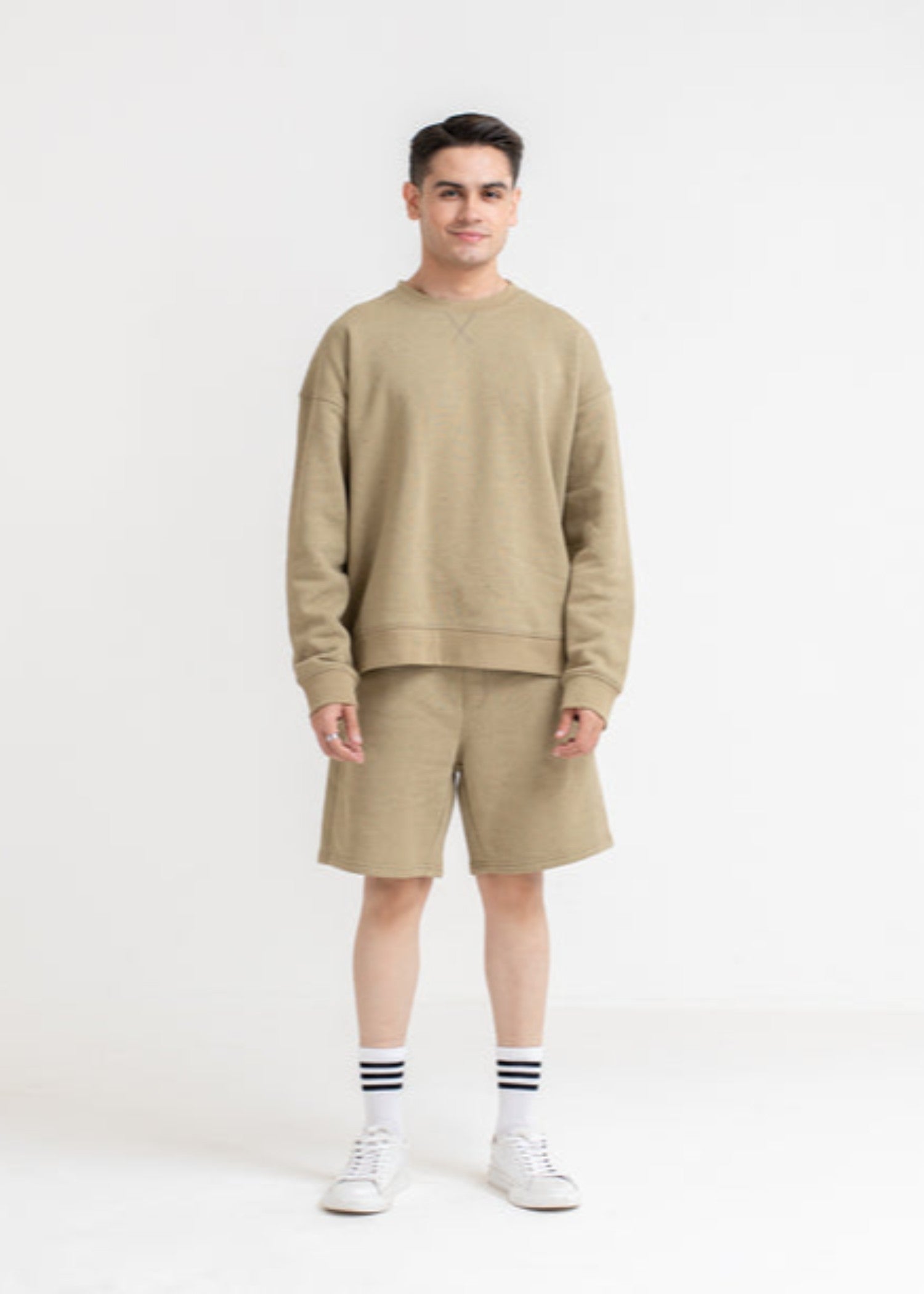 fleece Sweatshirt in Tan brown