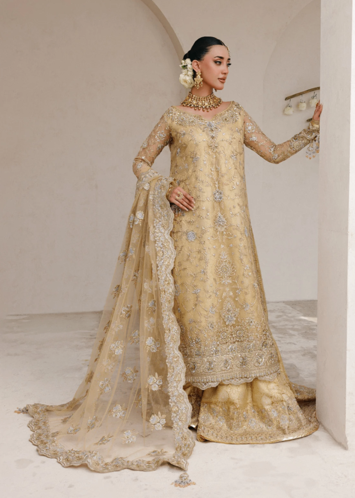 net Unstitched in Gold