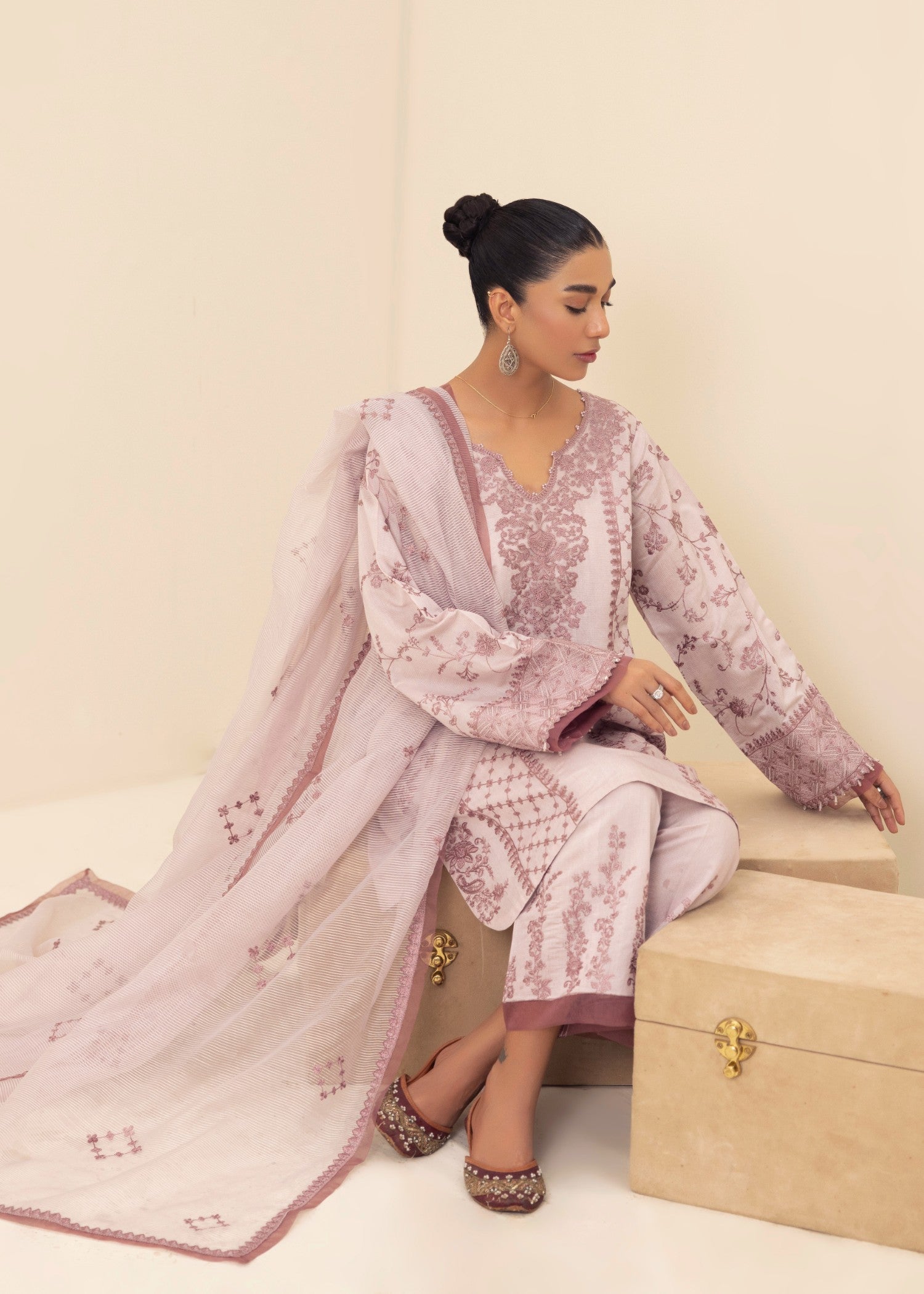chambray Kurta Set in Mauve