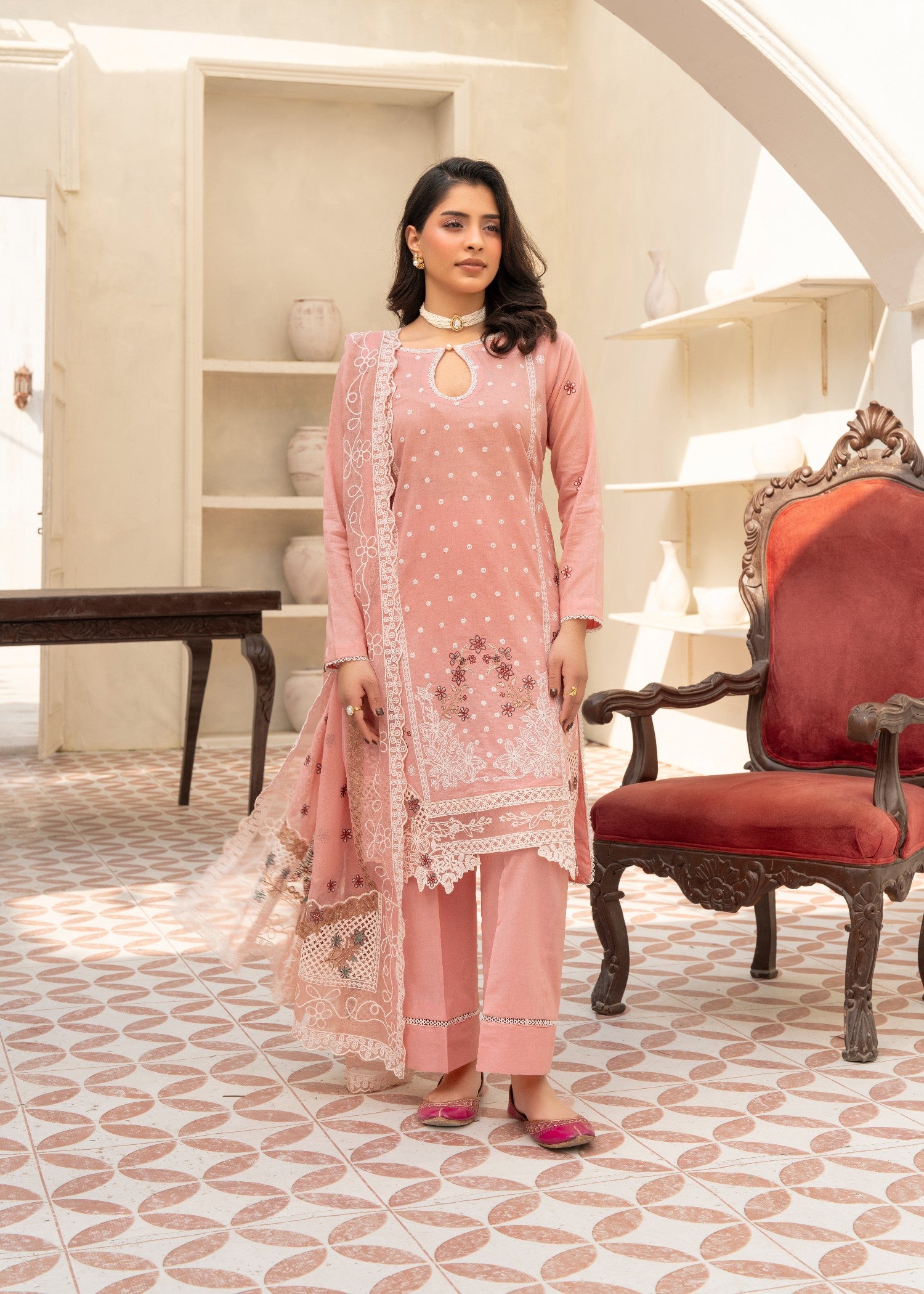 lawn cotton Kurta Set in Pale pink
