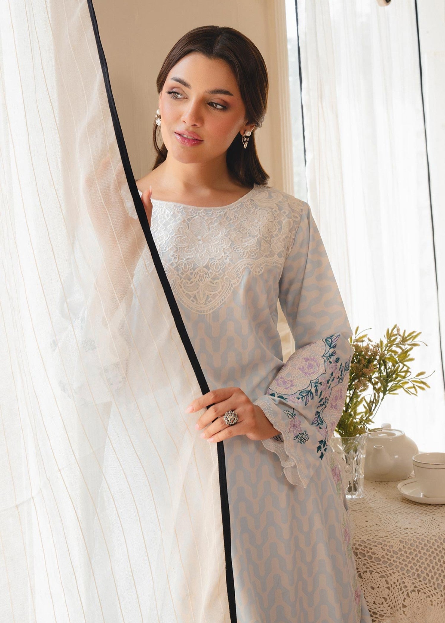 crepe Kurta Set in Powder blue, pastel pink