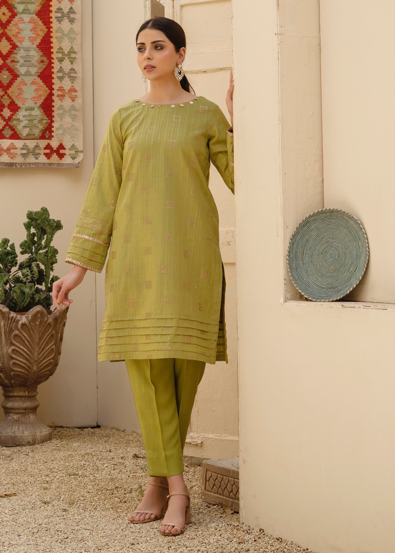khaddar Kurti in Olive green