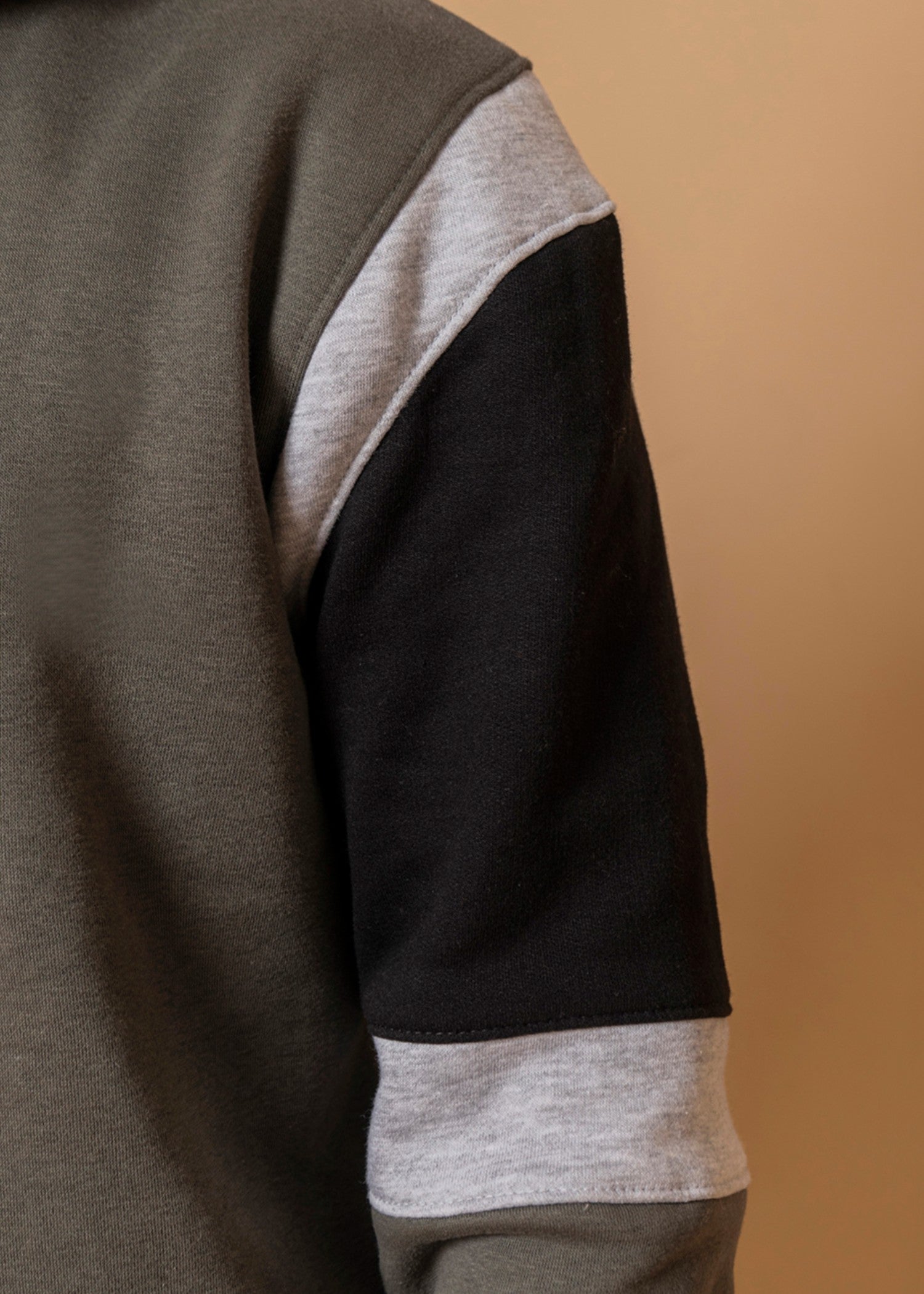 fleece Tracksuit in Olive green, black