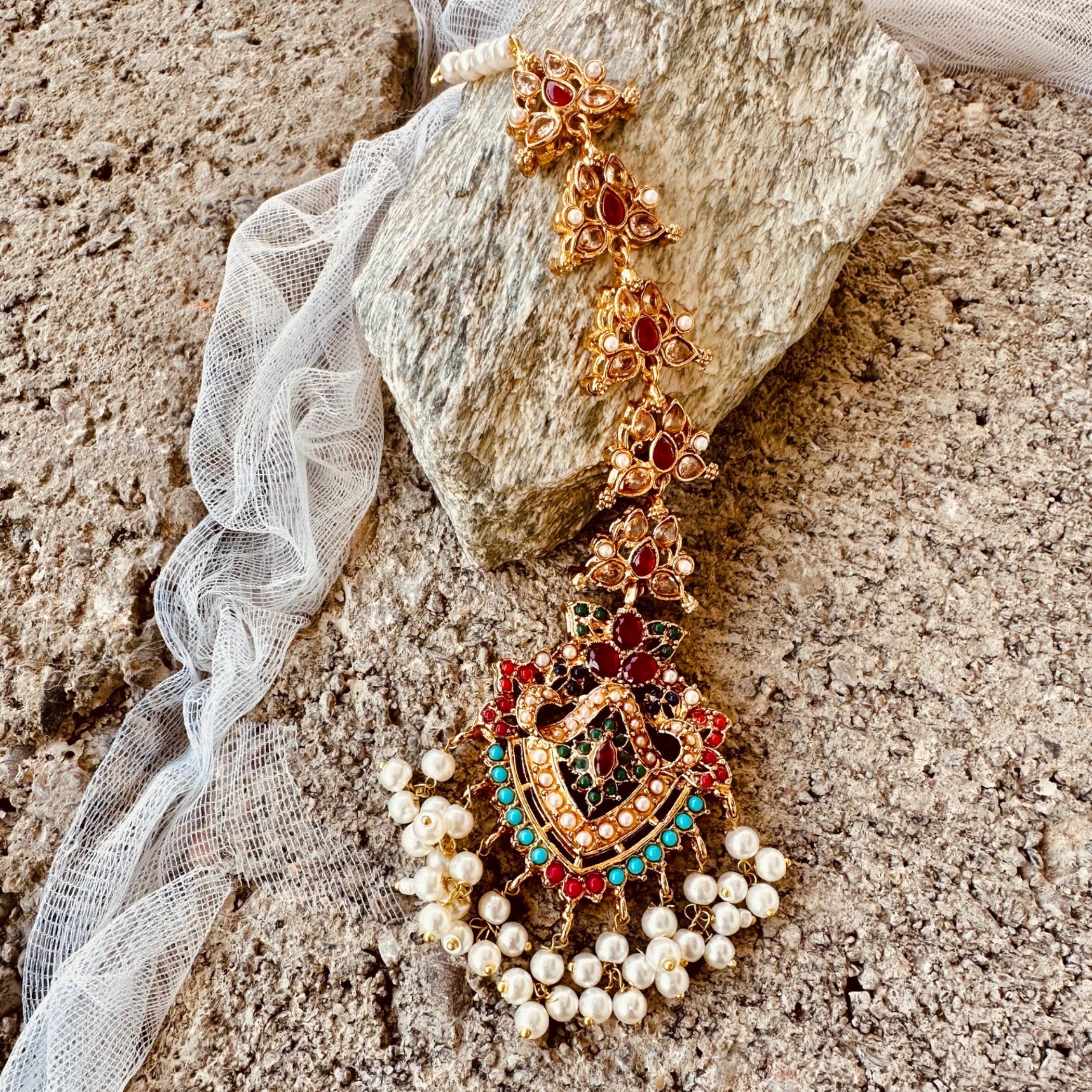 Jewelry Set in Multi Color by - Trendy Women Jewelry Set SDP2104