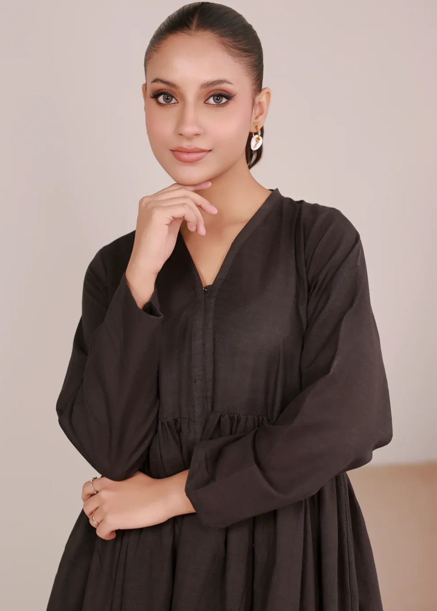 khaddar Maxi in Black