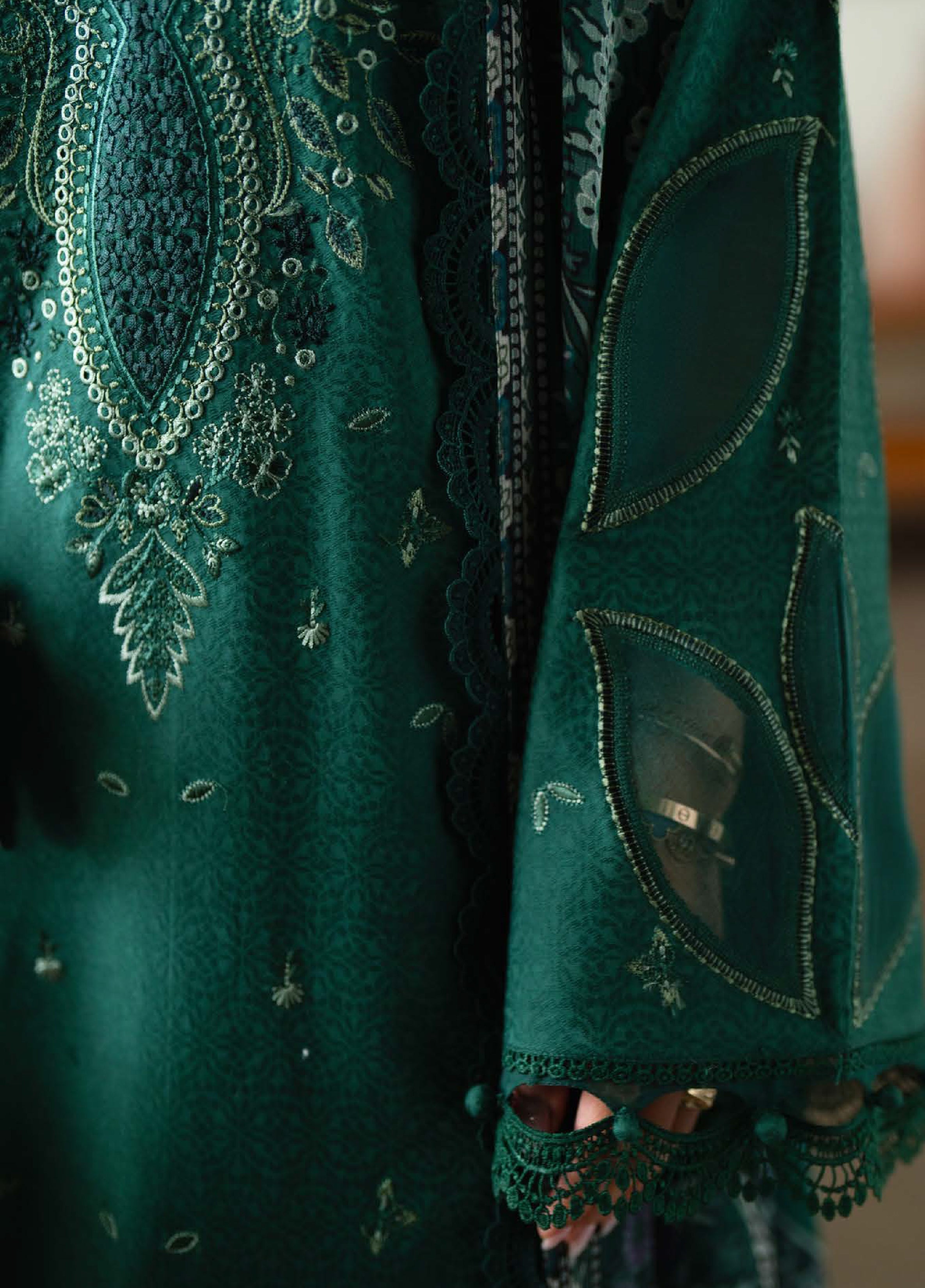 Raha Festive Jacquard Lawn – NE-234