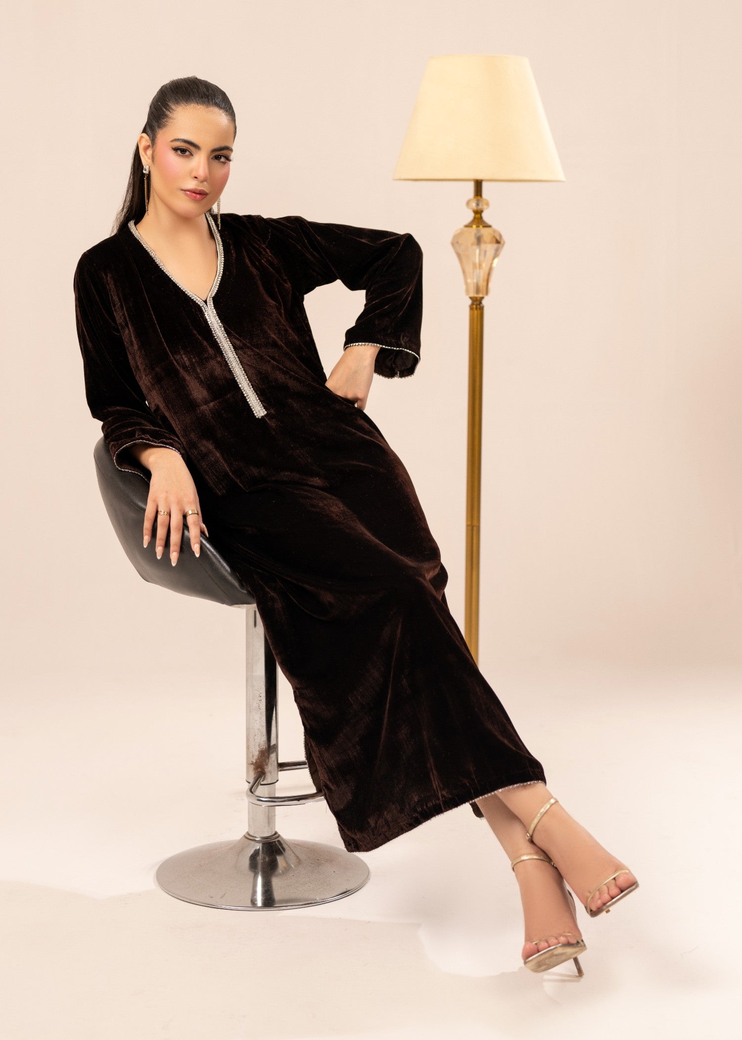 velvet Kaftan in Brown