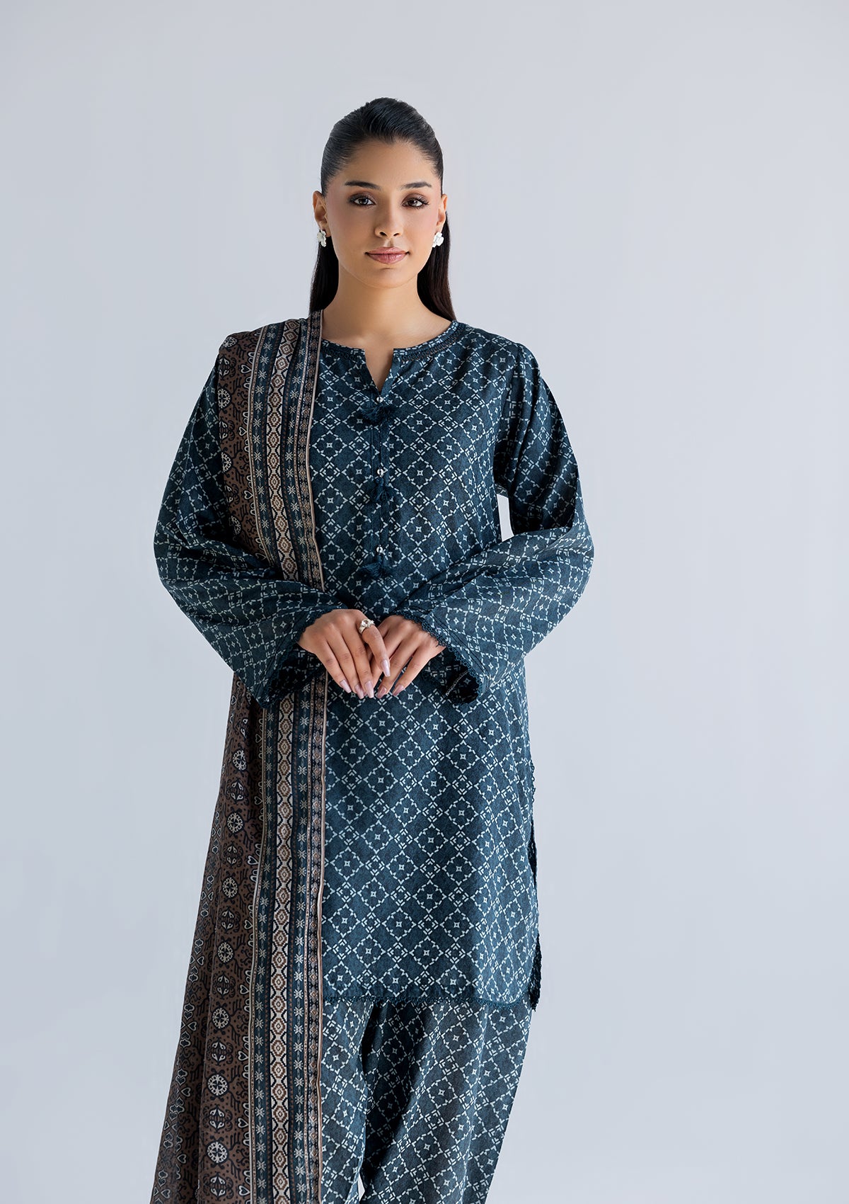 lawn Kurta Set in Dark grey