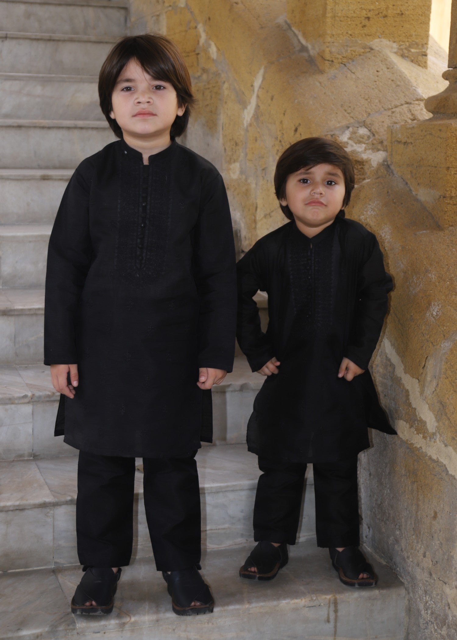 raw silk Kurta Set in Charcoal black