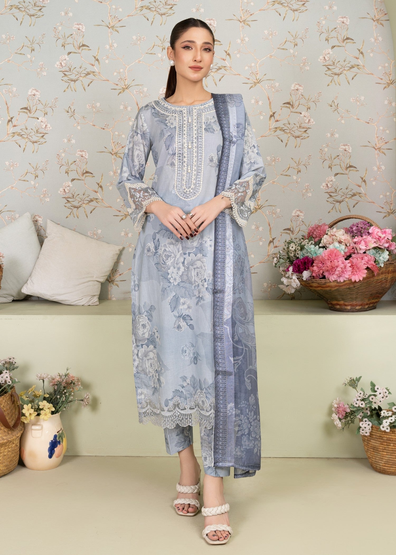 lawn Kurta Set in Duck egg grey