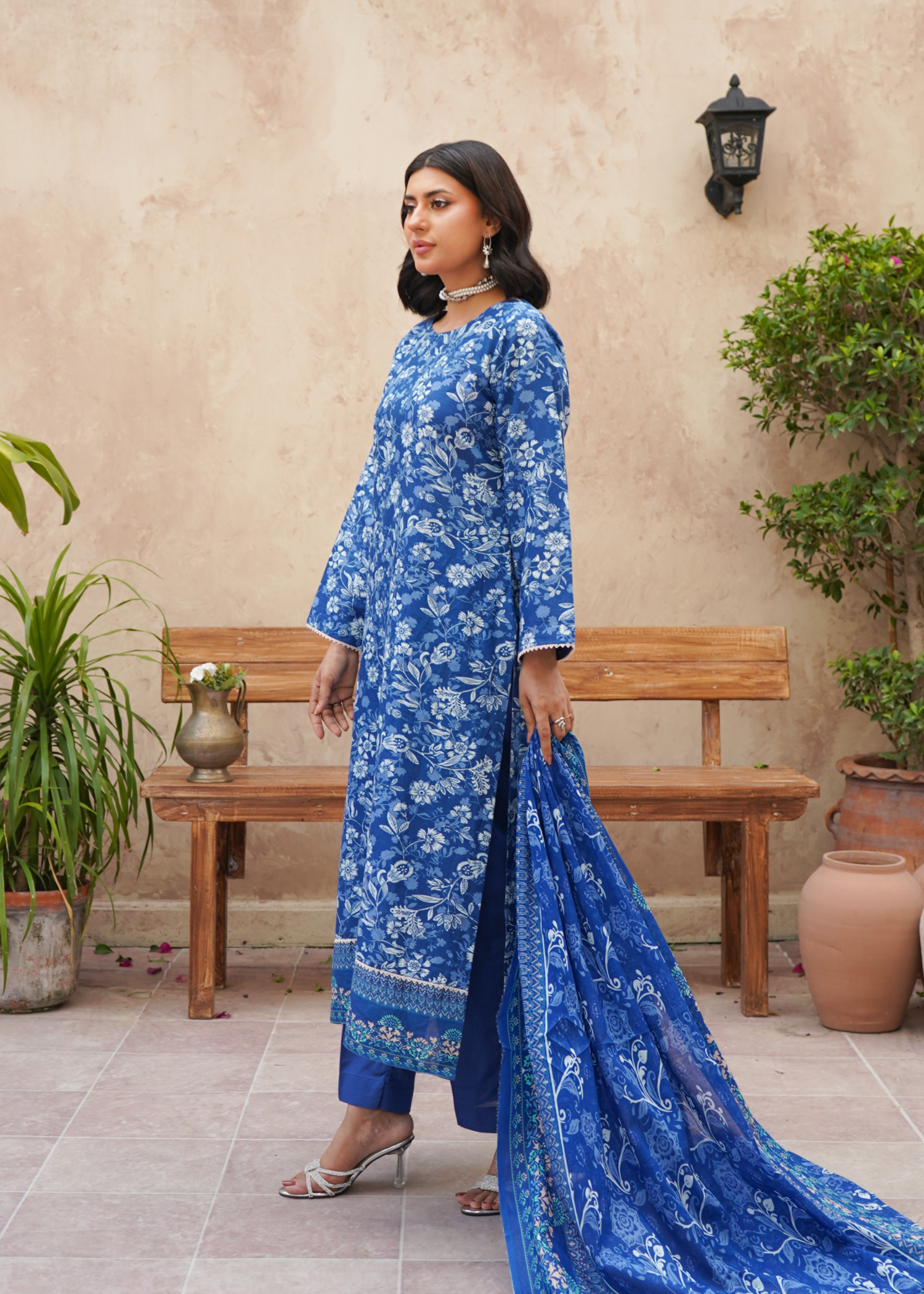 dobby Kurta Set in Royal blue