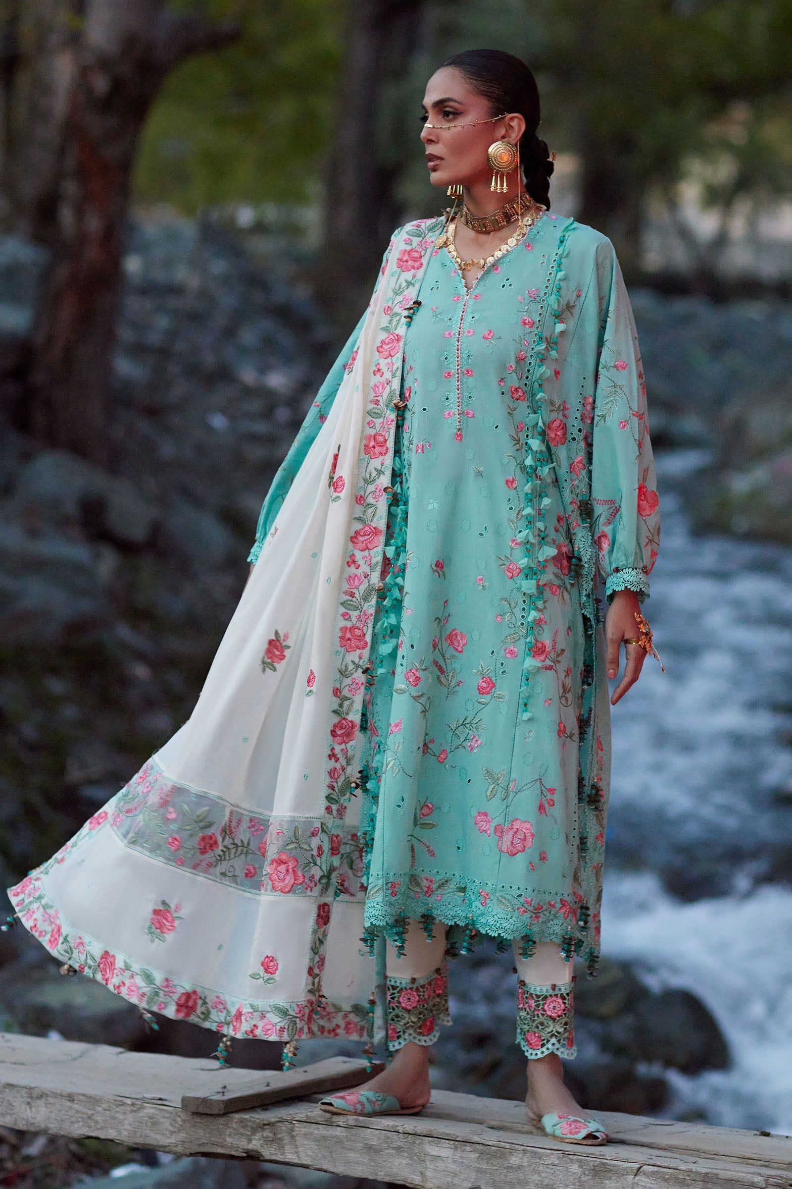 Kashmee Luxury Eid Lawn – GULRAAZ (EL26-08 B)