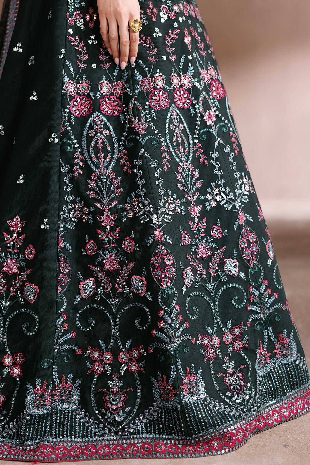 Zayrah Formals – Parwan-03