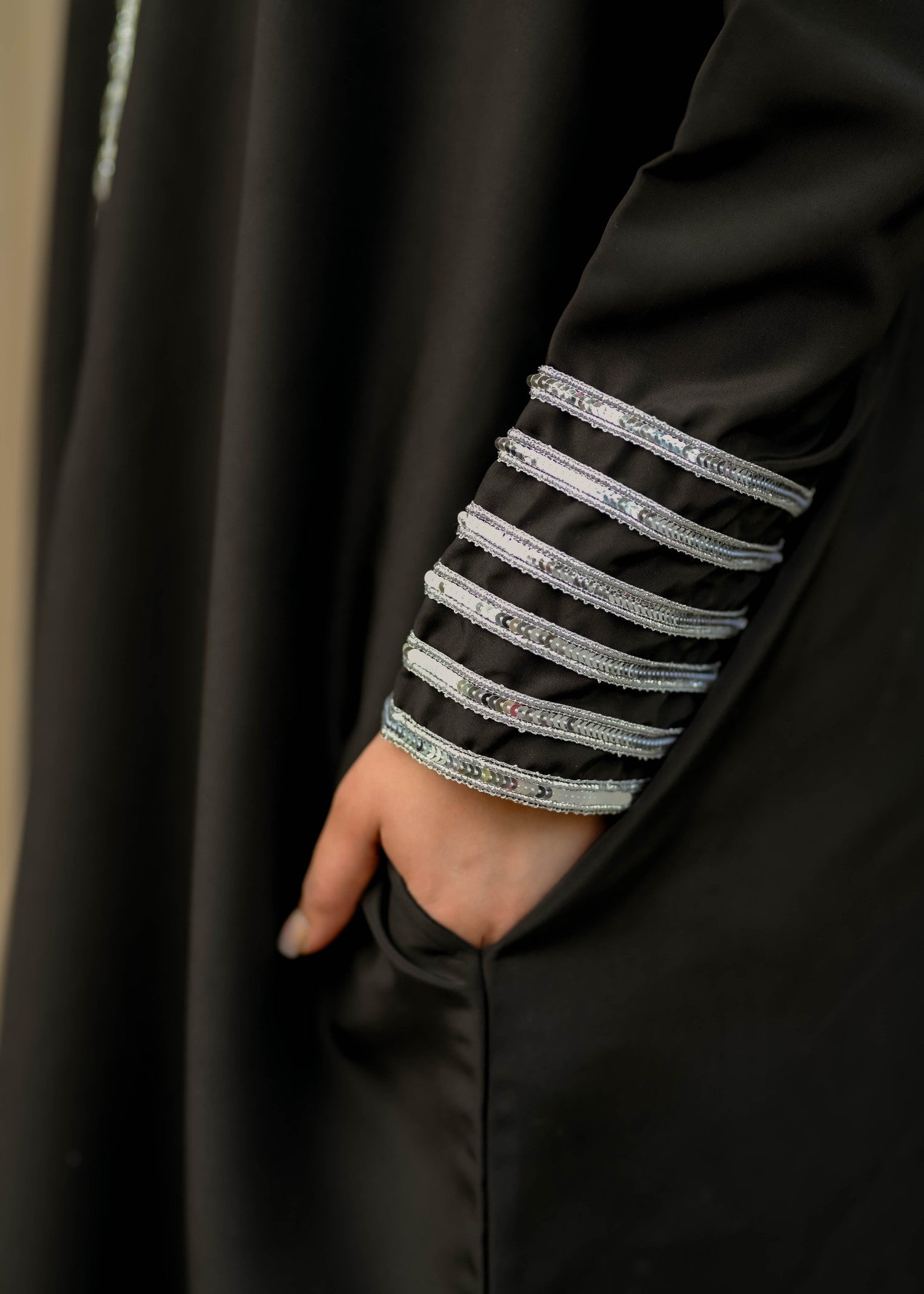 silk Kaftan in Jet black