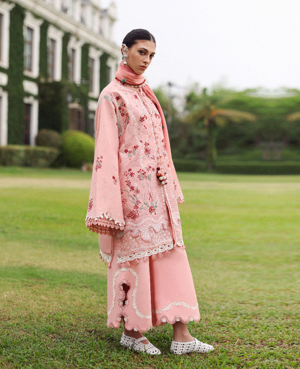Lilas Lawn – Vayra