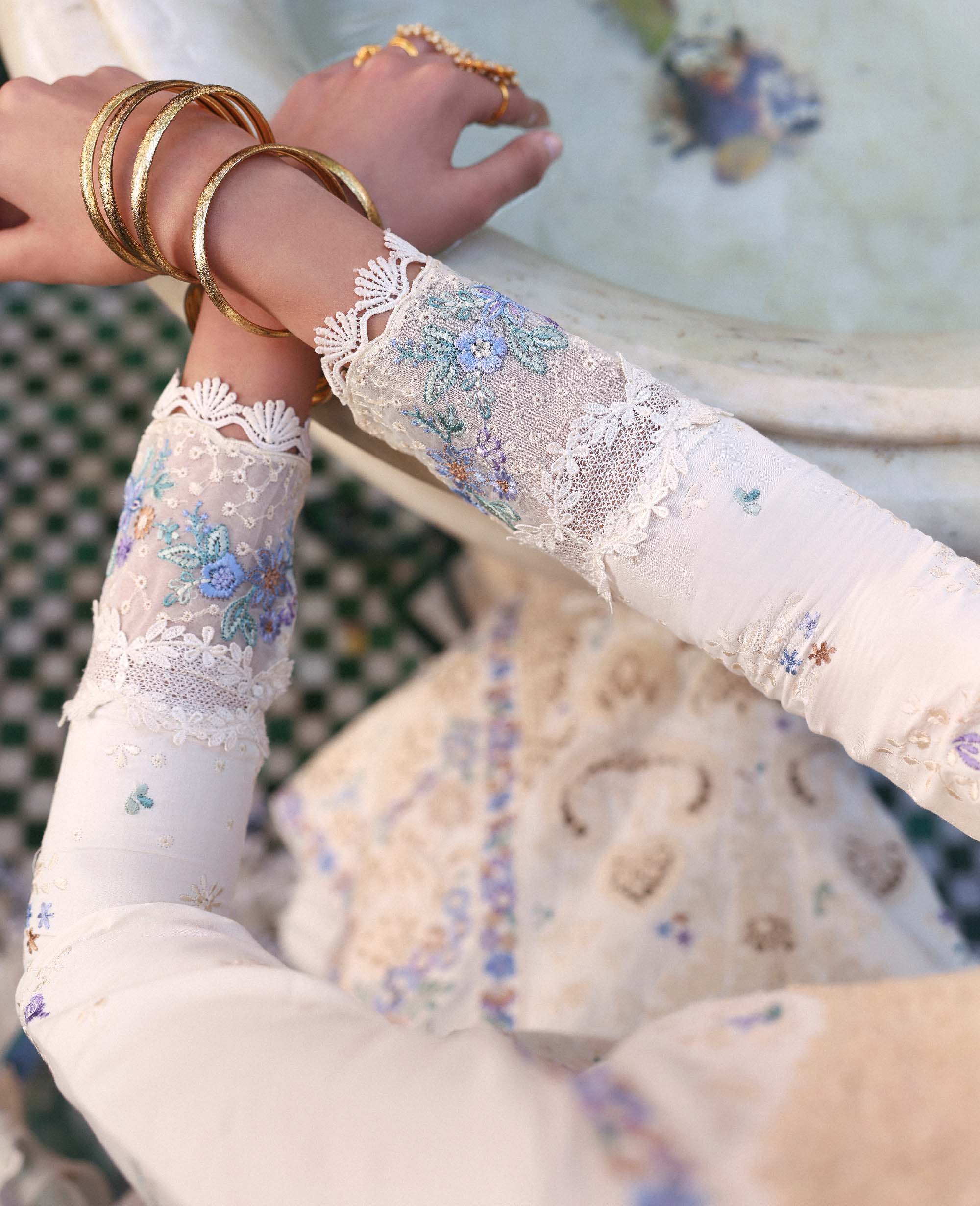 Republic Reine Eid Luxury Lawn – Nola