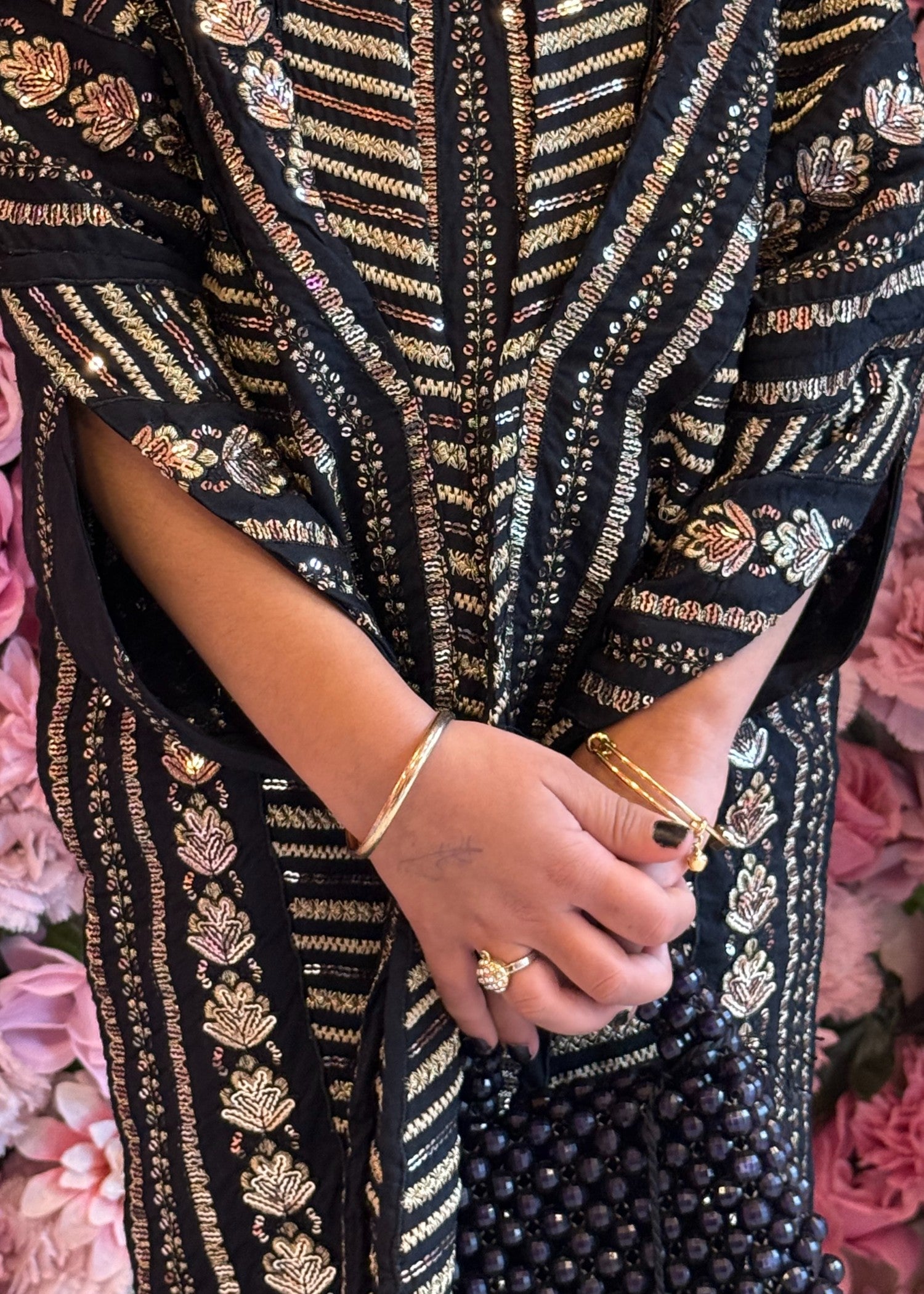 lawn Kaftan in Black