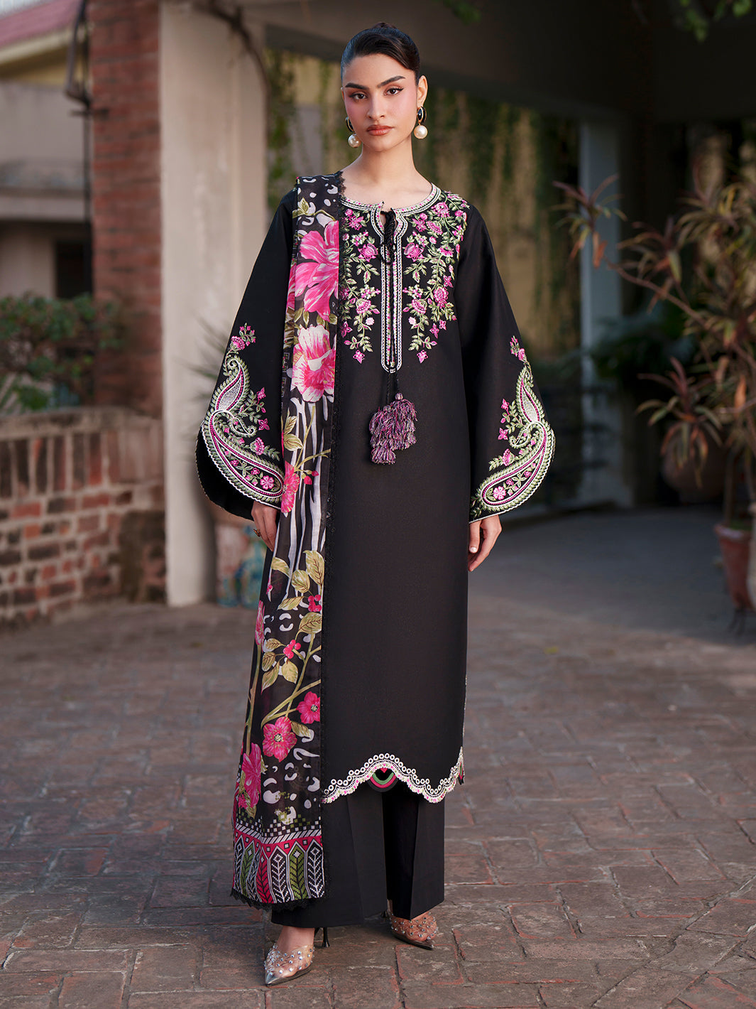 Fiona Lawn – F-09