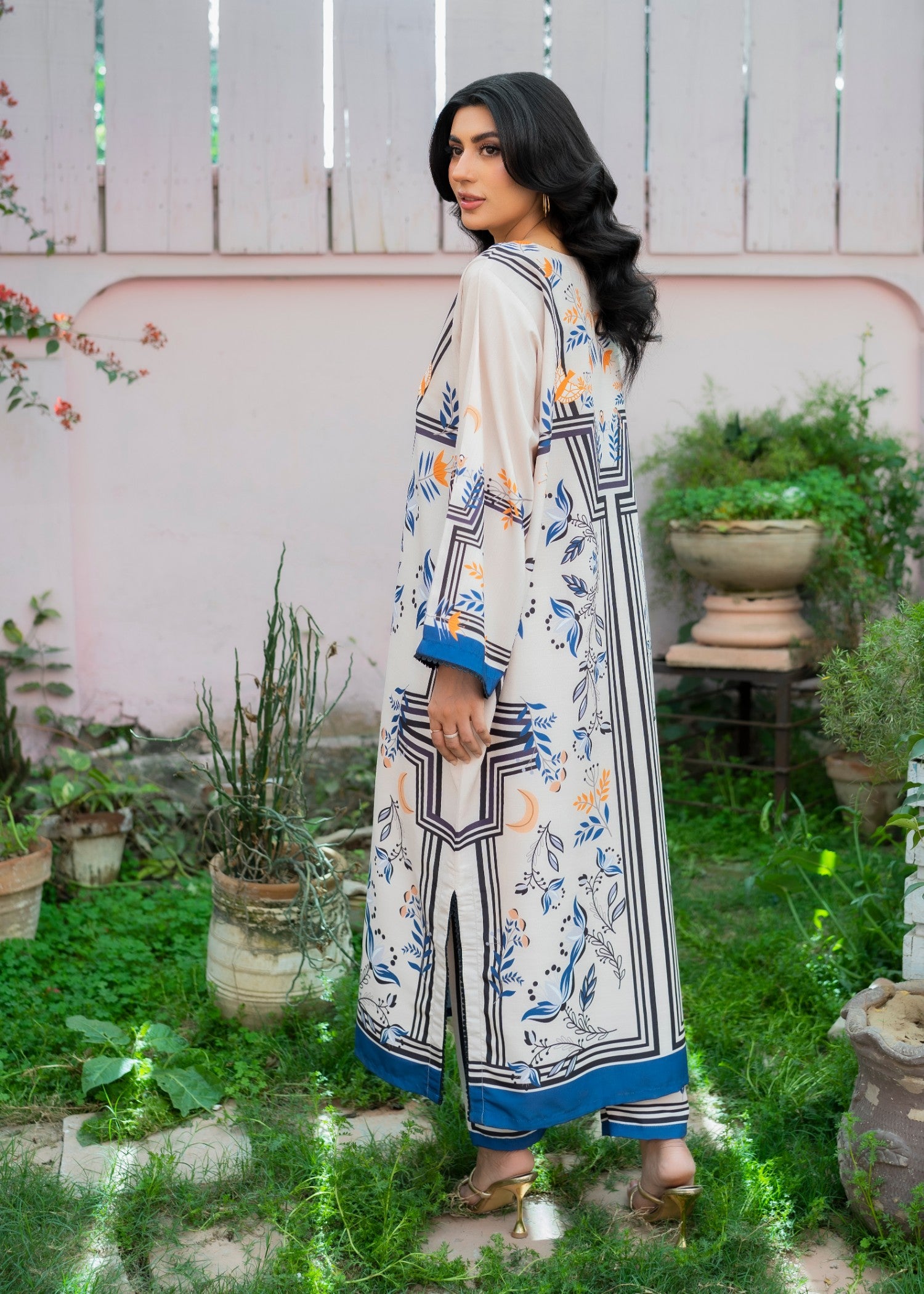 poly lawn Kaftan in Cotton