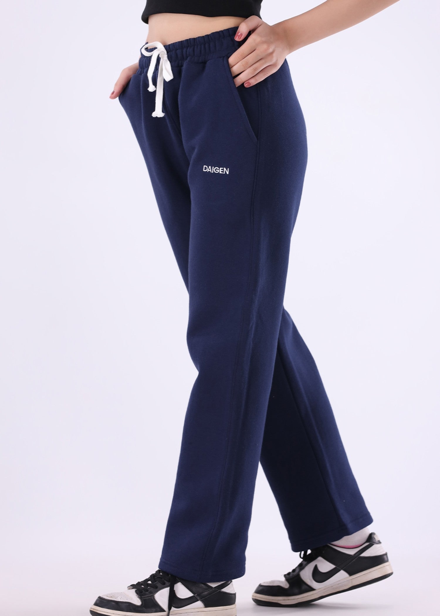 fleece Trousers in Midnight blue