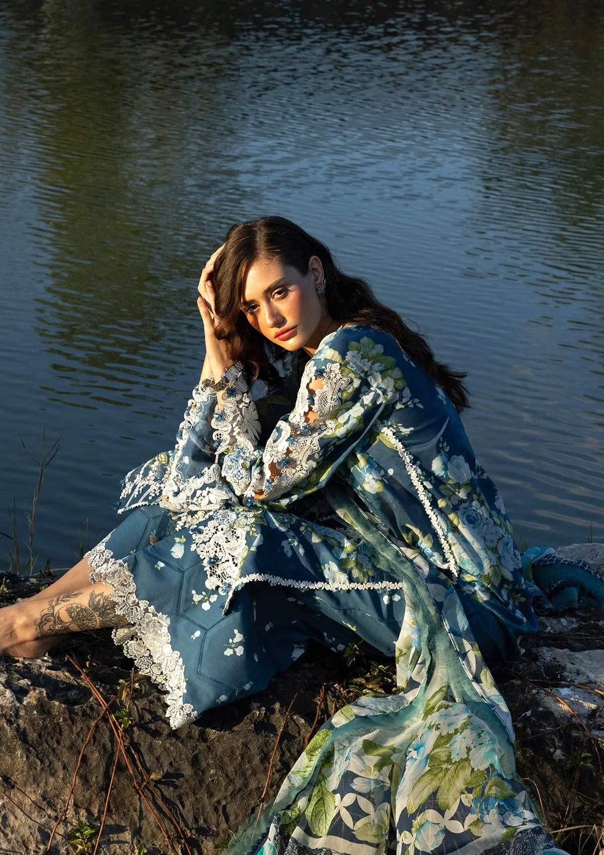 Signature Embroidered Lawn Prints – ESA-7B SEA ENCHANTRESS