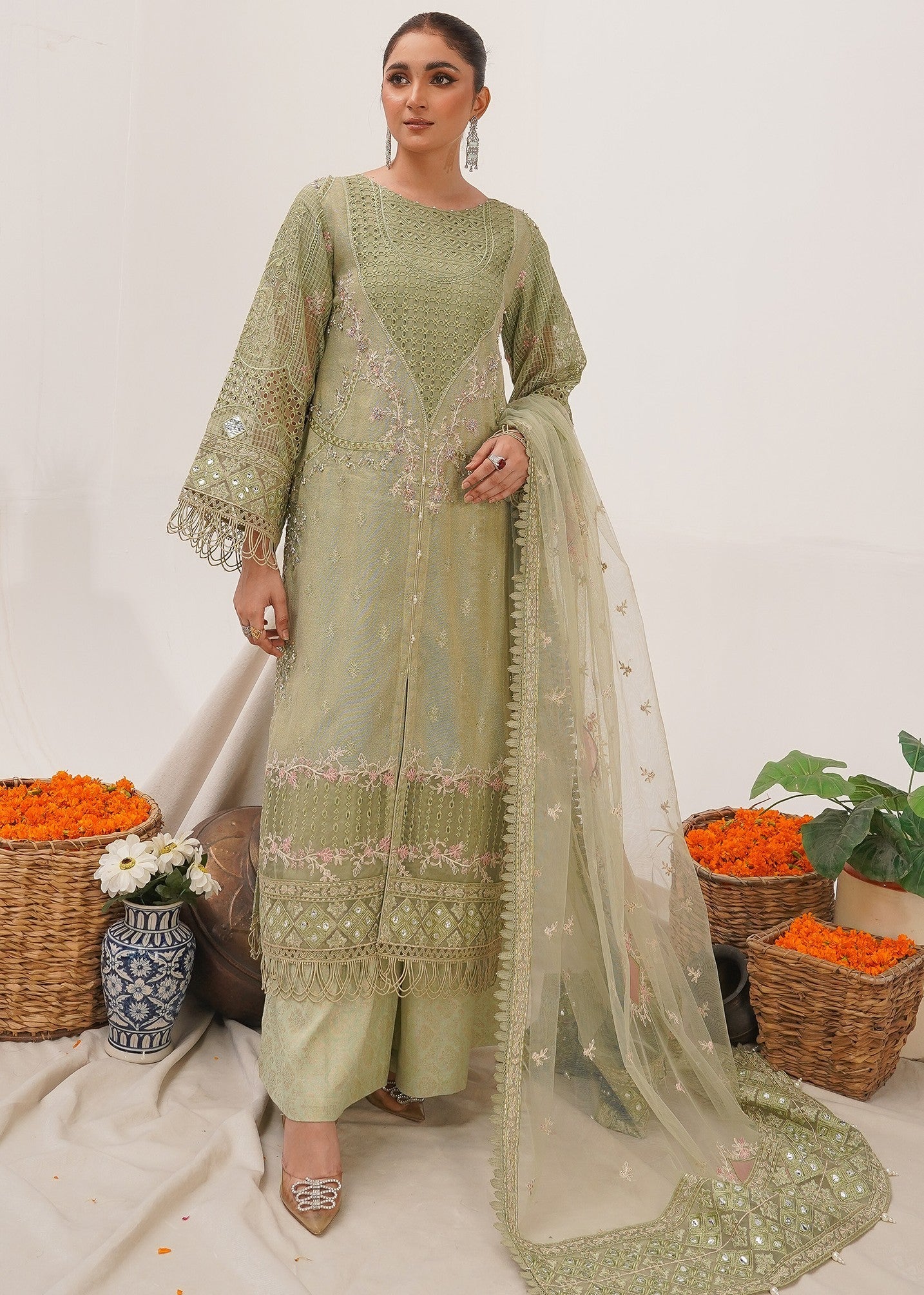 karandi Kurta Set in Green
