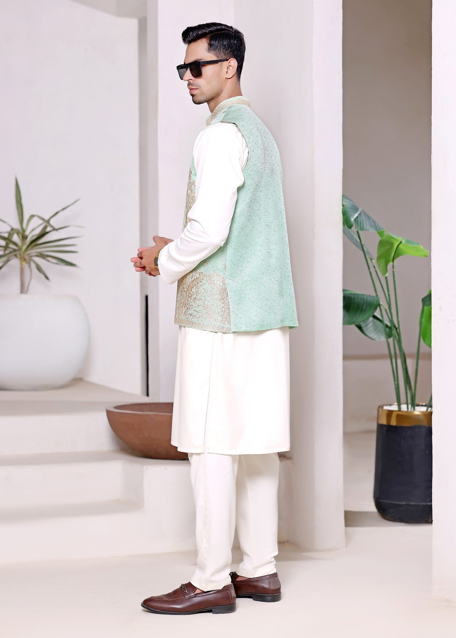jamawar Waistcoat in Light cyan
