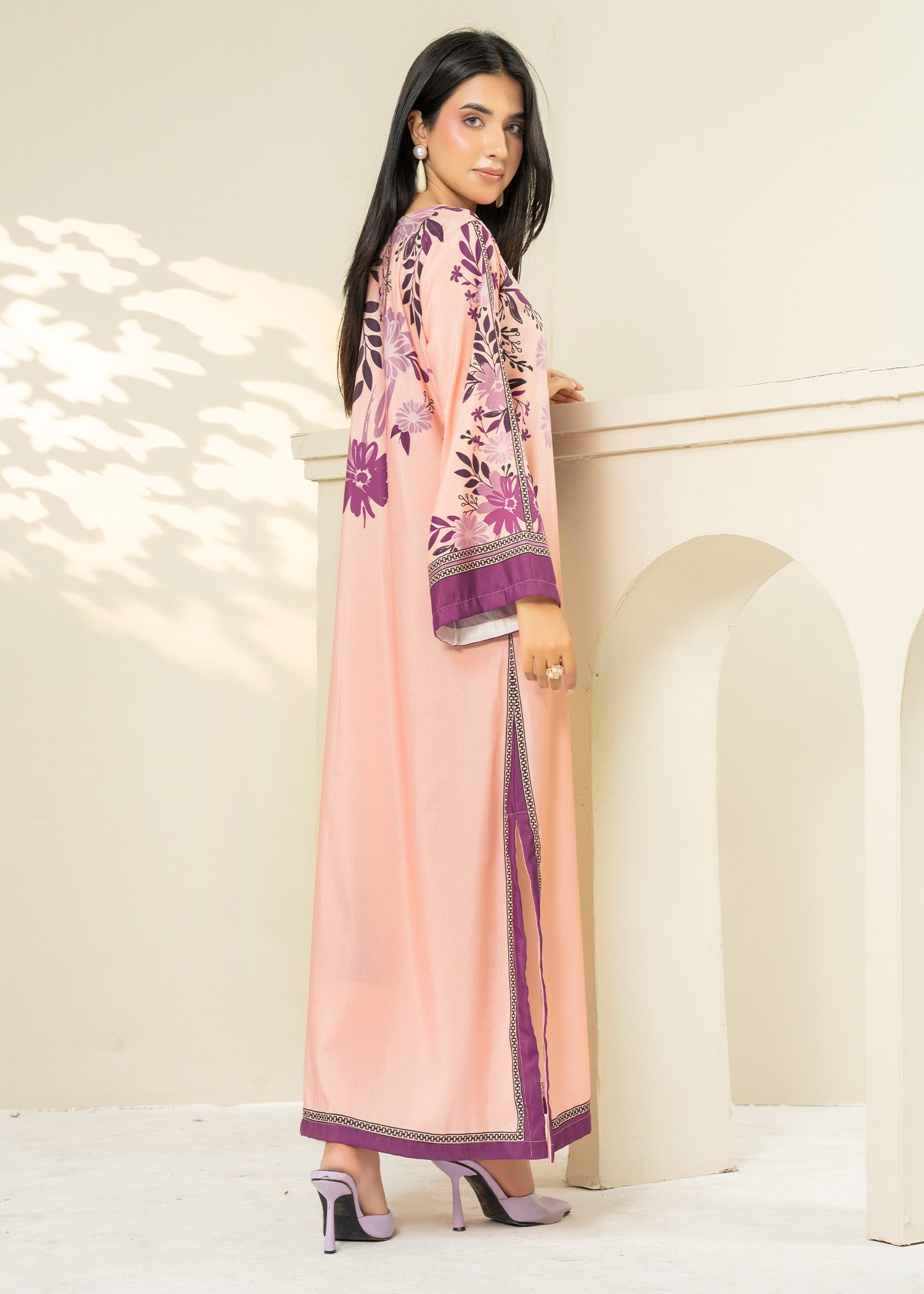 lawn Kaftan in Peach pink