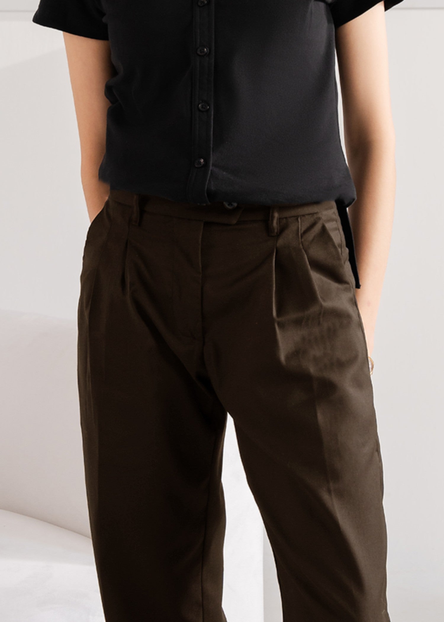 terry Pants in Brown