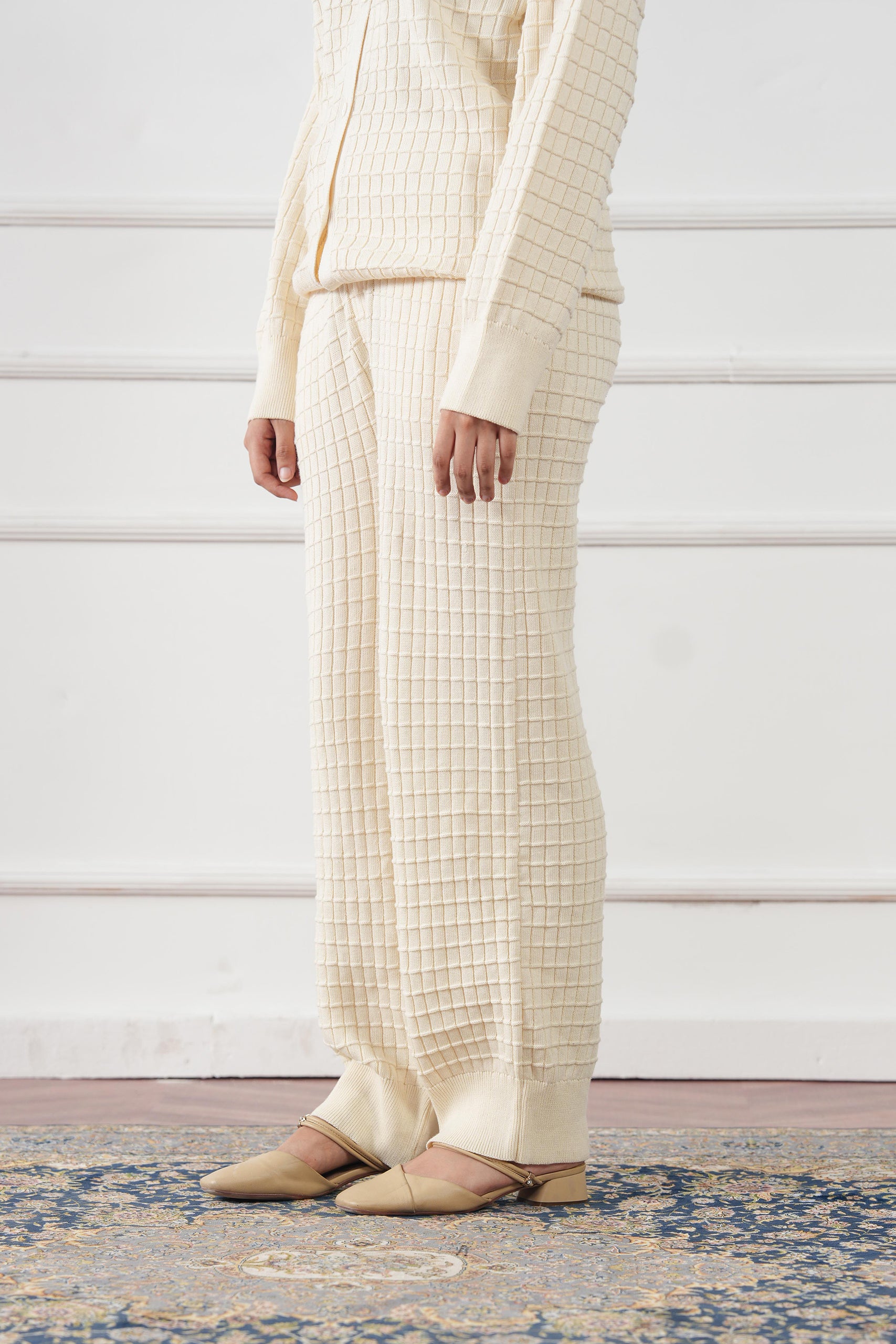 pure cotton Trousers in Cream