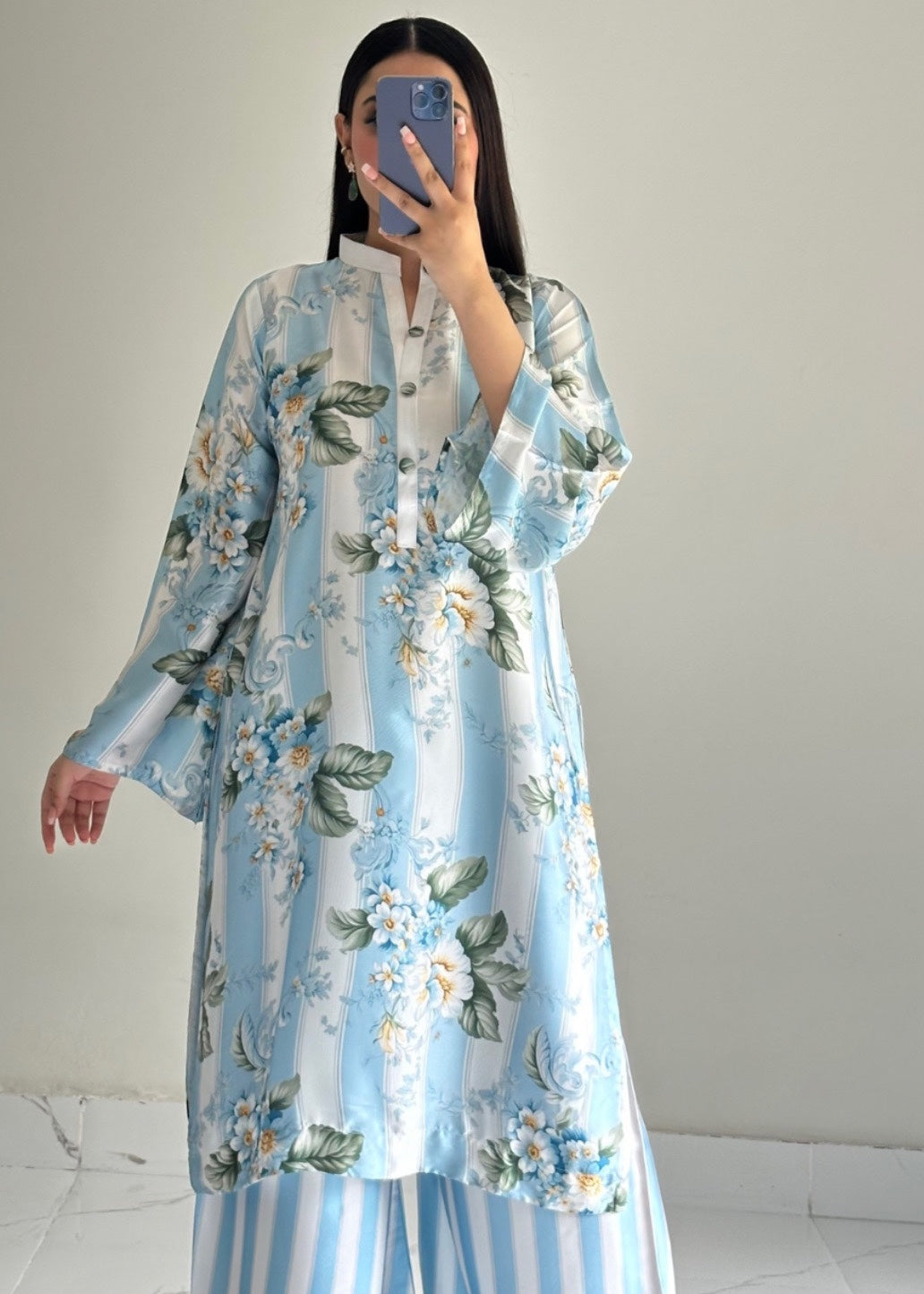 slub cambric Kurta Set in Ice blue