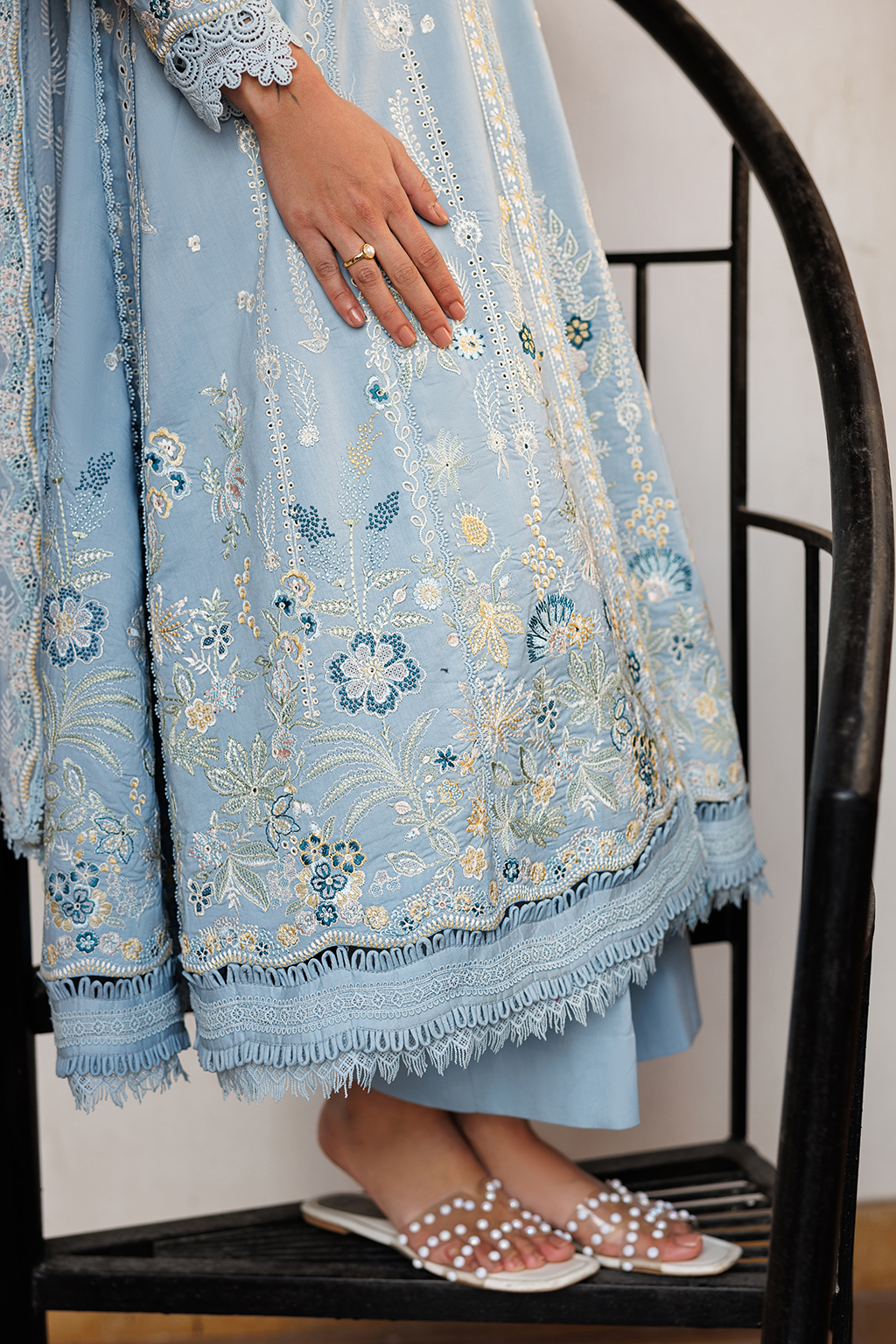 Mirabelle Festive Luxury Lawn – BLISSFUL DREAMS