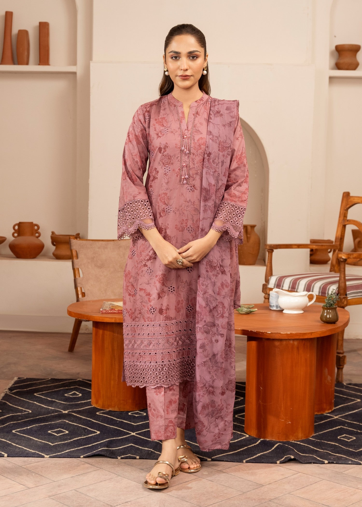 lawn Kurta Set in Mauve pink