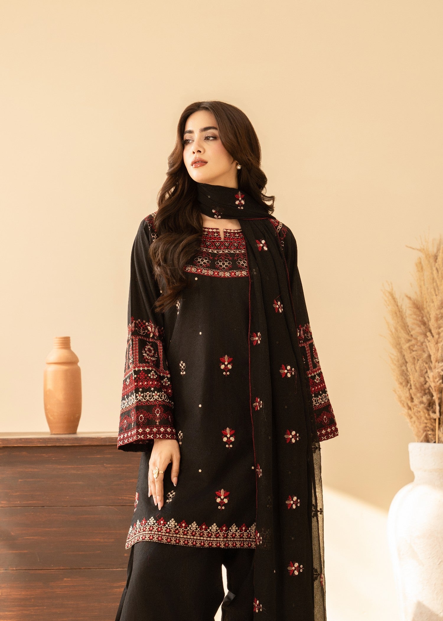 lawn cotton Kurta Set in Black