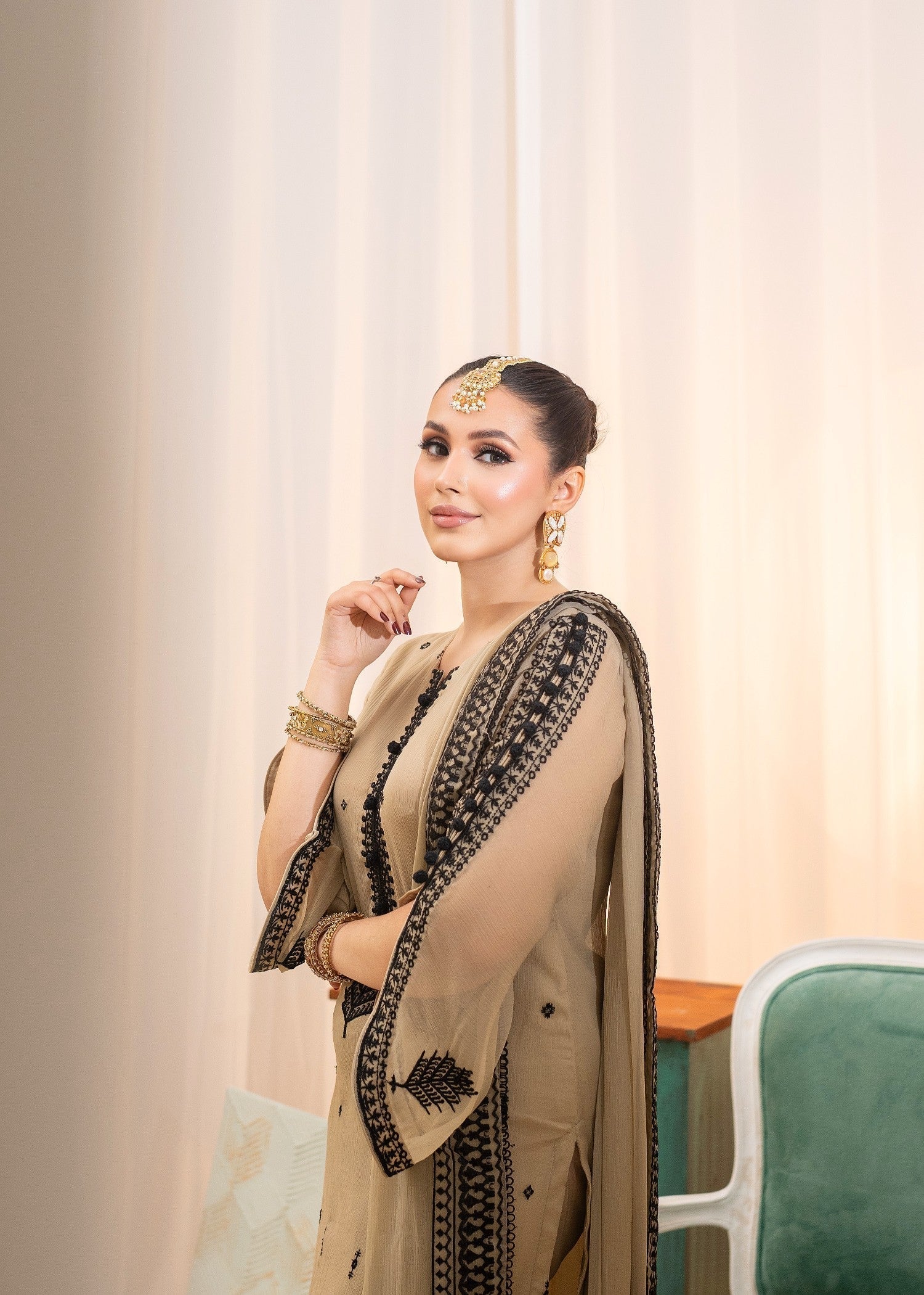 bemberg crinkle chiffon Kurta Set in Beige
