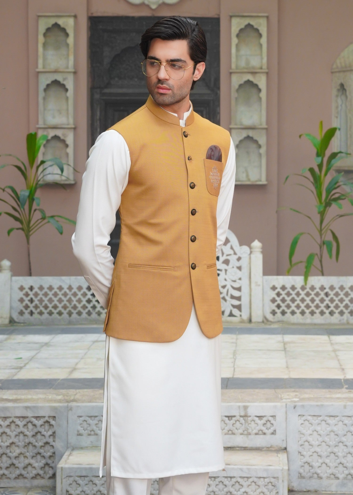 wool Waistcoat in Gold