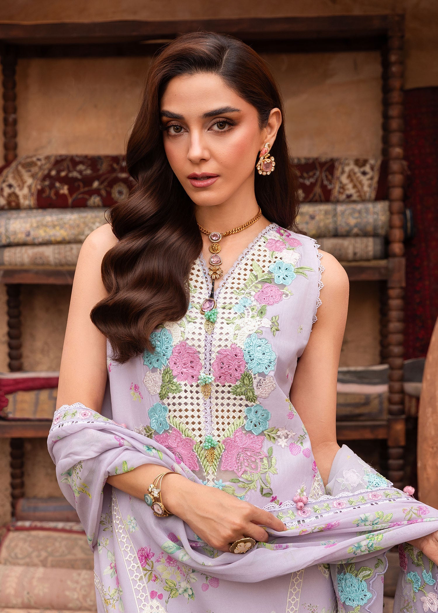 Breeze Festive Luxury Lawn – ROSE-6-B