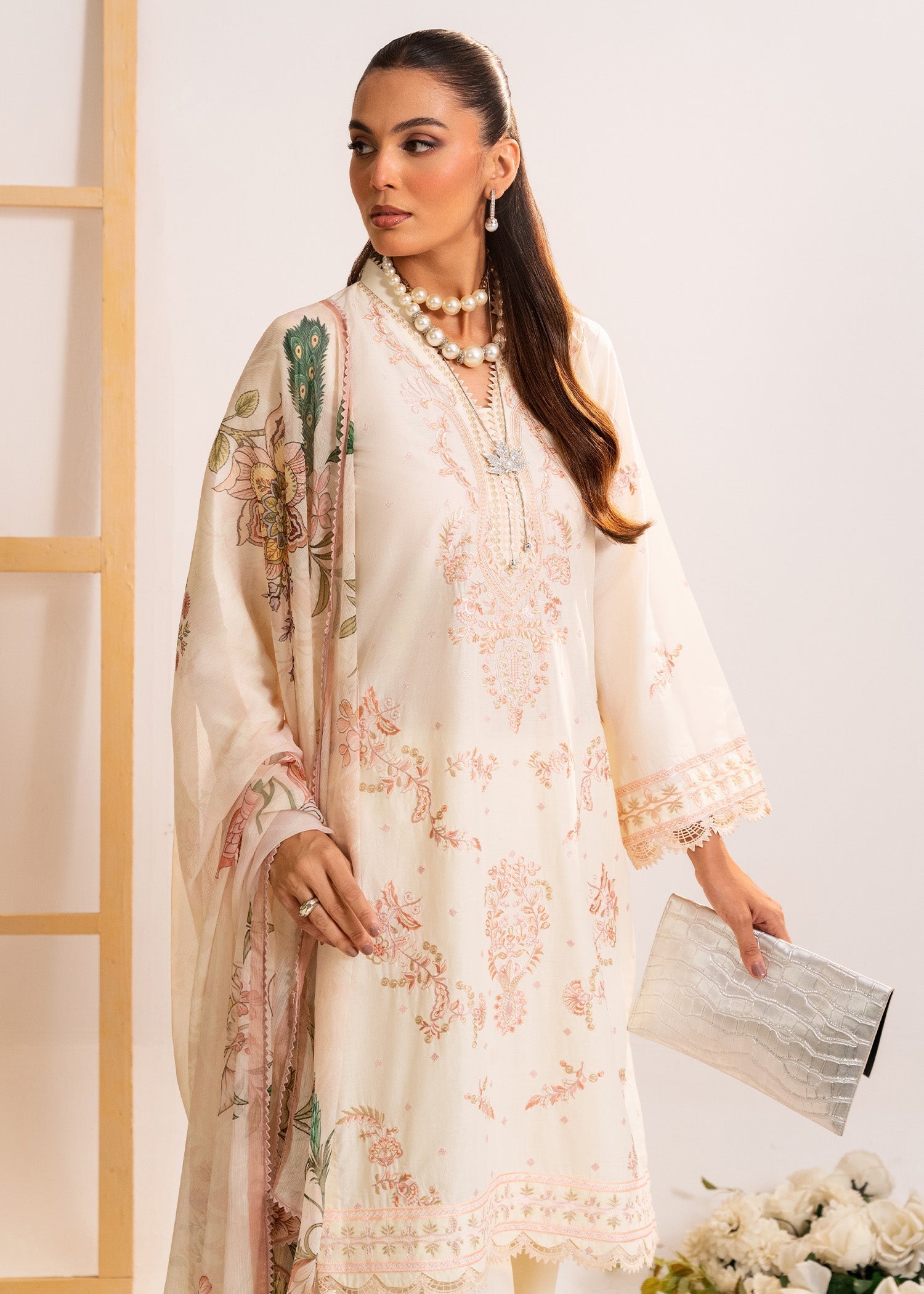 cambric cotton Kurta Set in Off-white