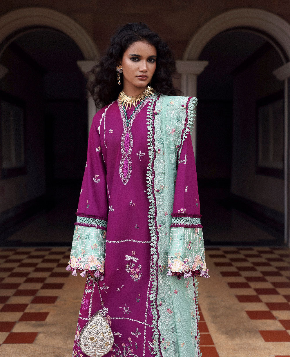 Lilas Lawn – Kaia