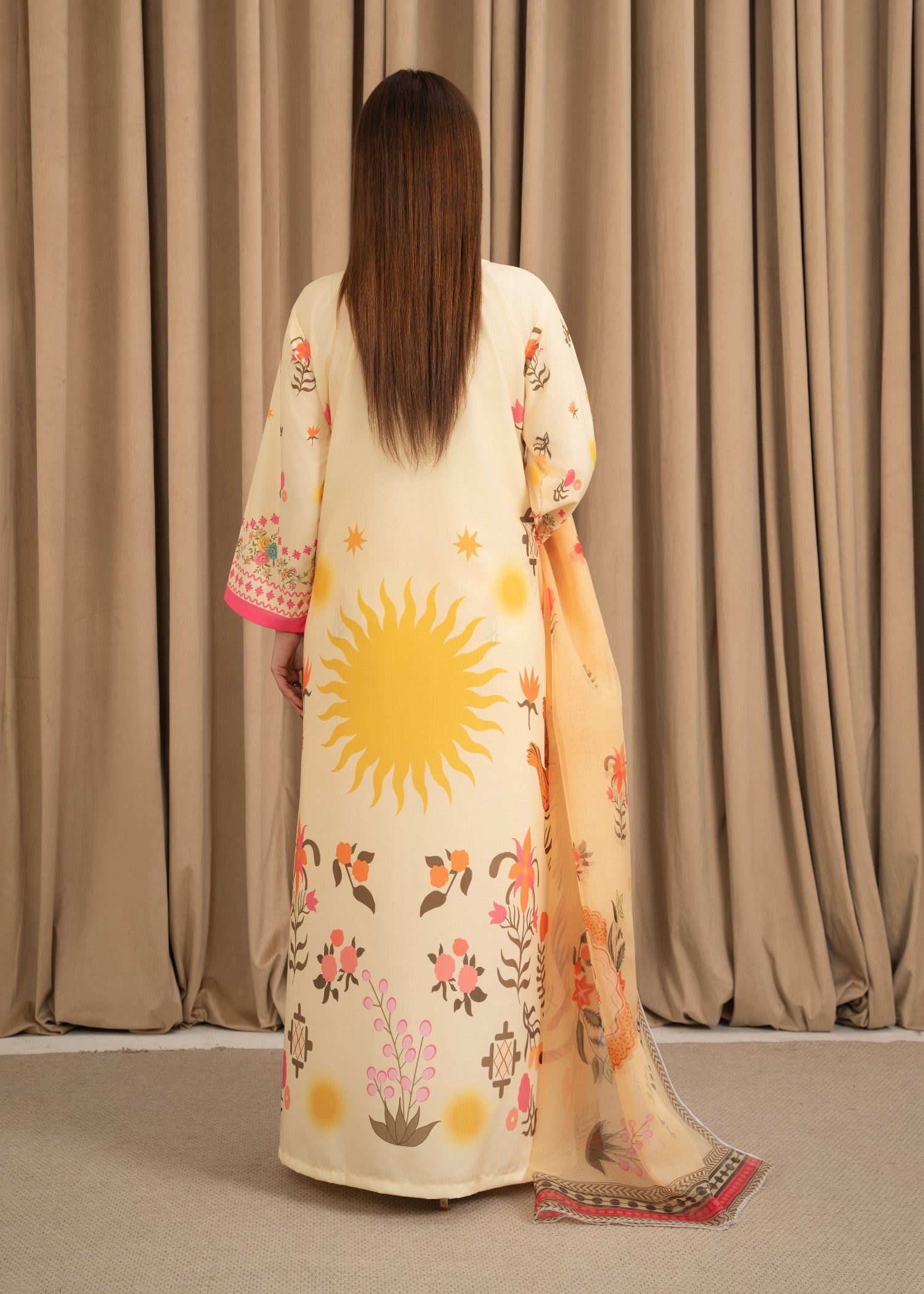 silk crepe Kurta Set in Cream