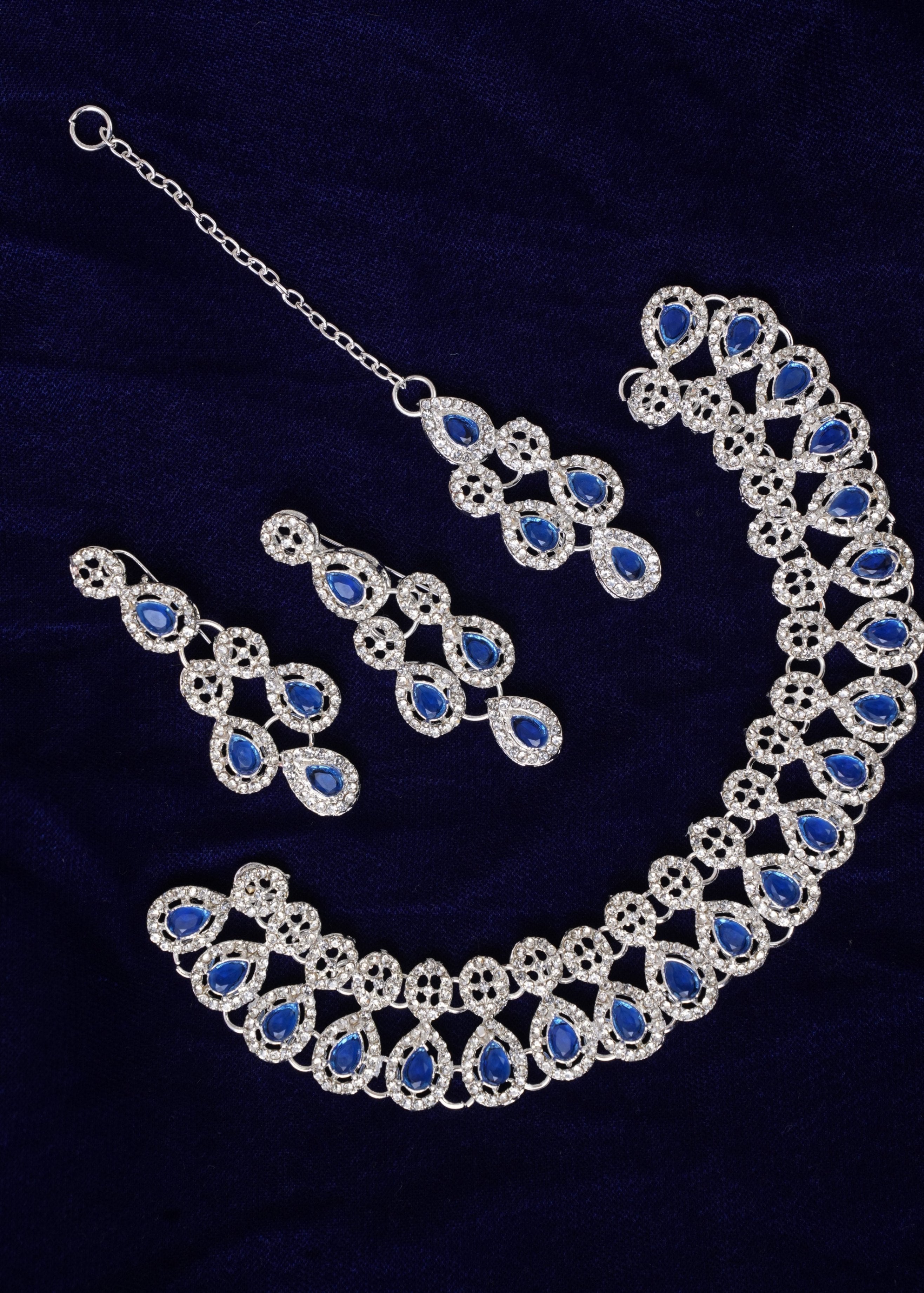 Jewelry Set in Silver, sapphire blue Color by - Trendy Women Jewelry Set YWJ4259