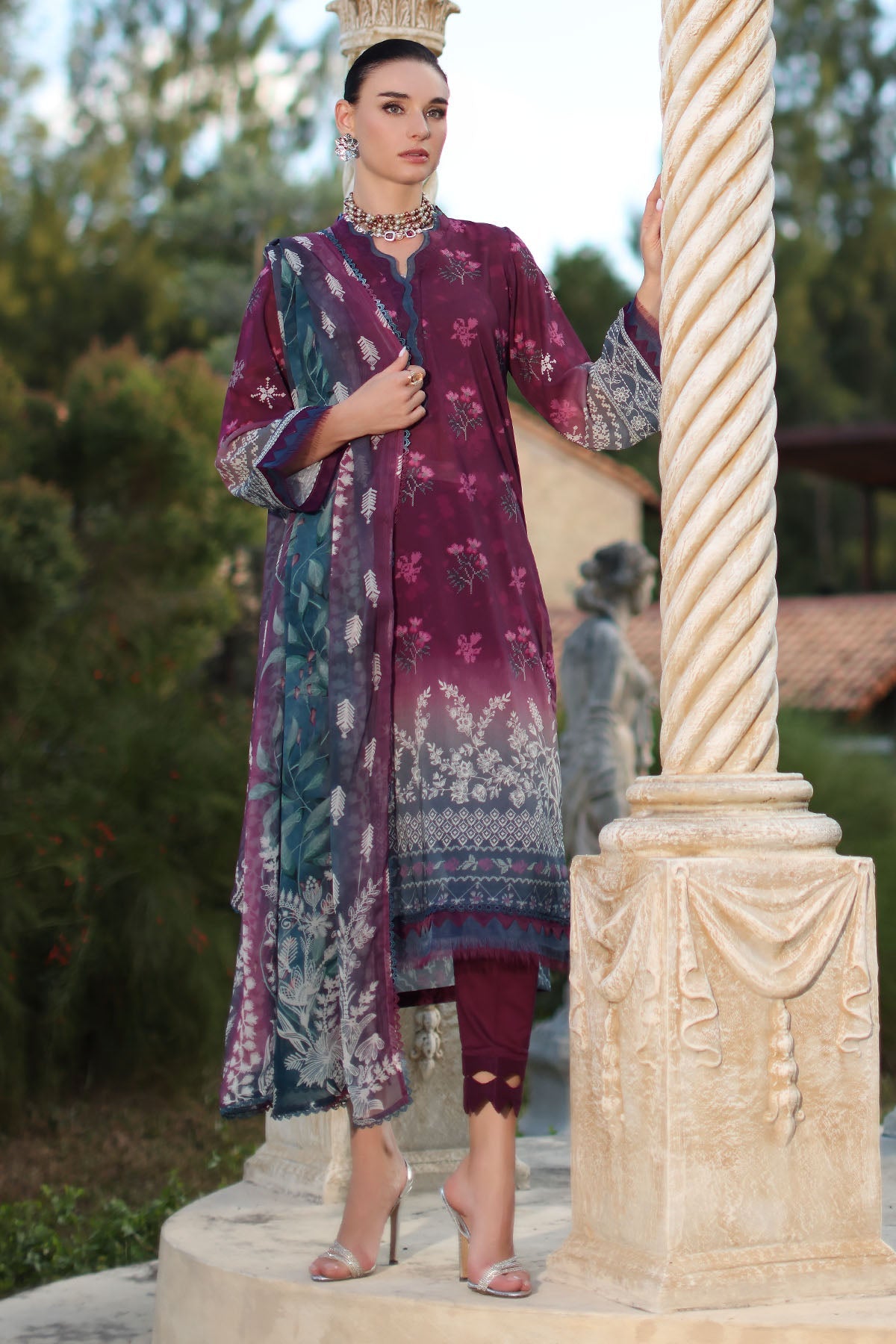 Signature Lawn Prints – SP-197