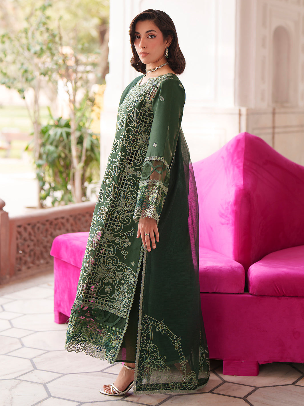 Nilofer Luxury Lawn – NL-09